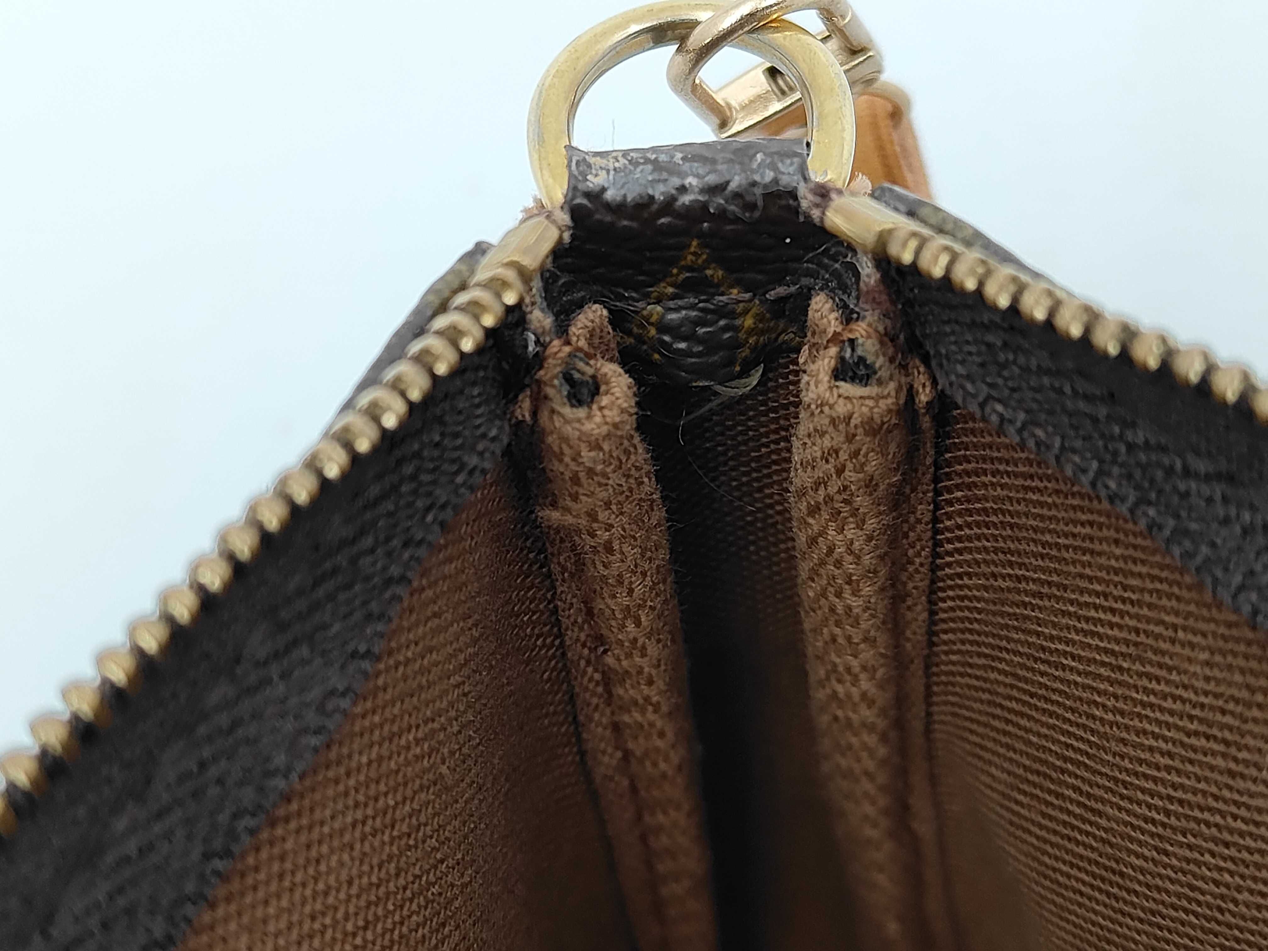 Monogram Louis Vuitton Monogram Accessoires VI0022 Handbag — view 9