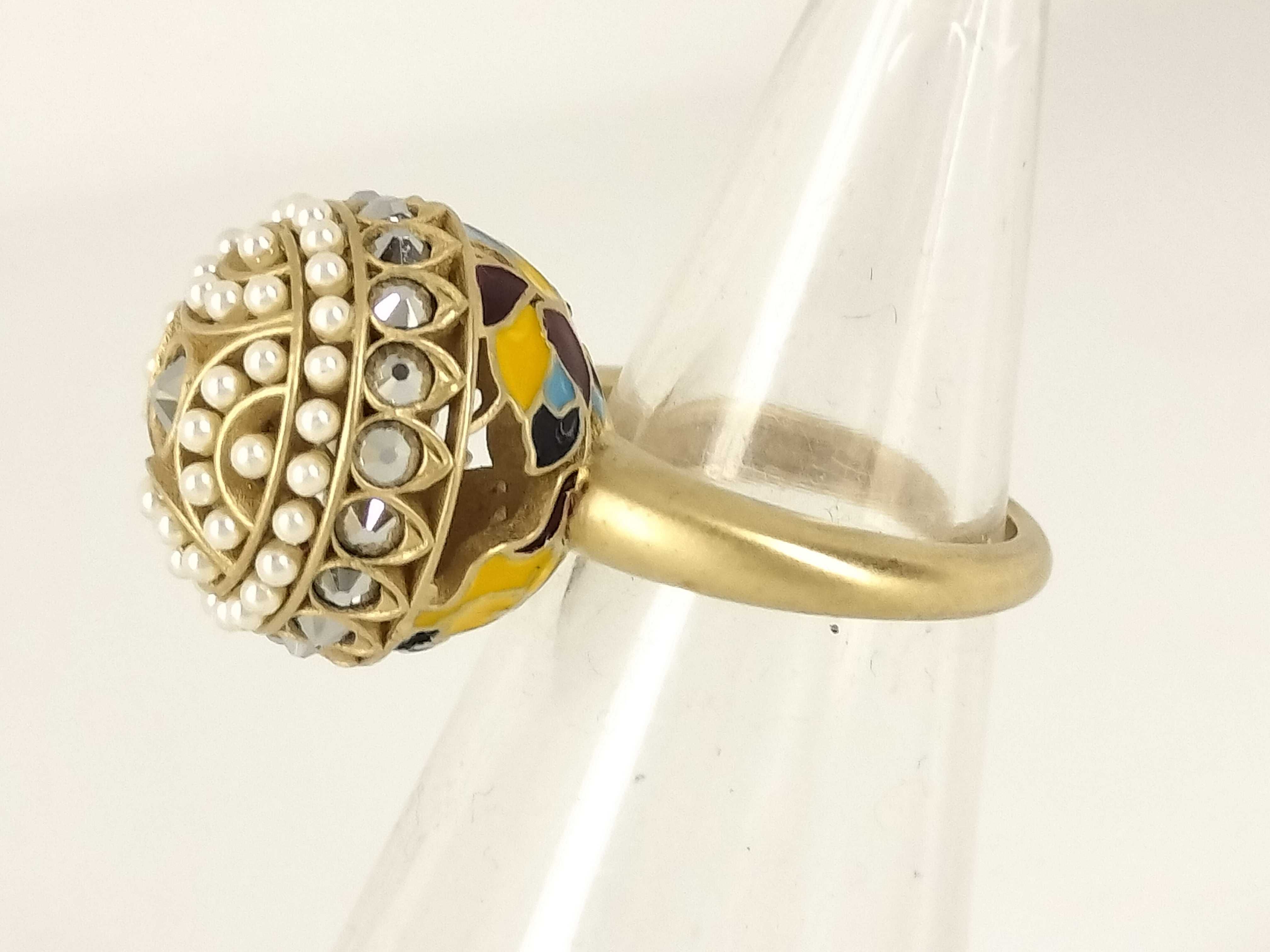 Tribal Pearl Rhinestone Ring, Size S — view 2