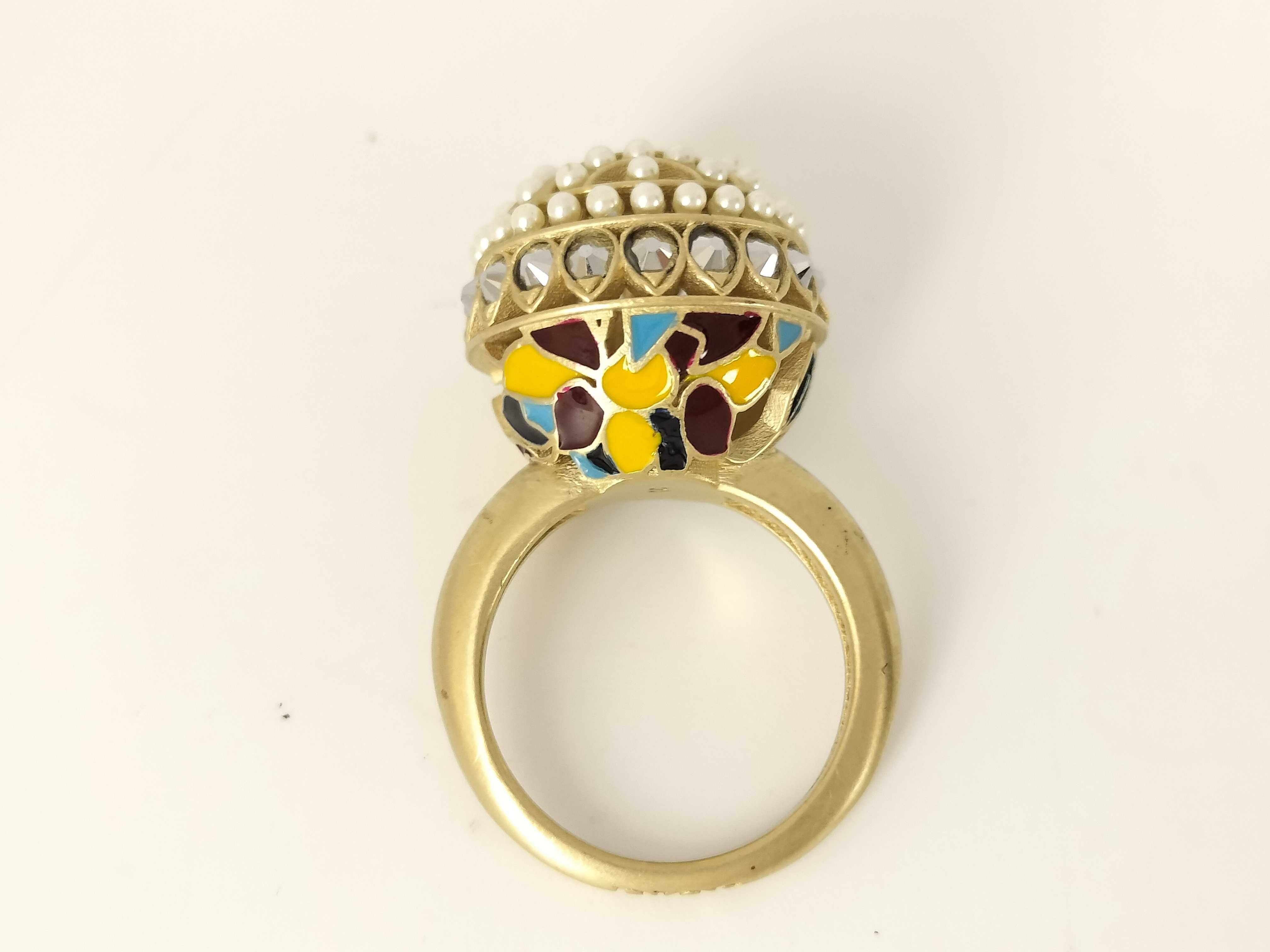 Tribal Pearl Rhinestone Ring, Size S — view 6