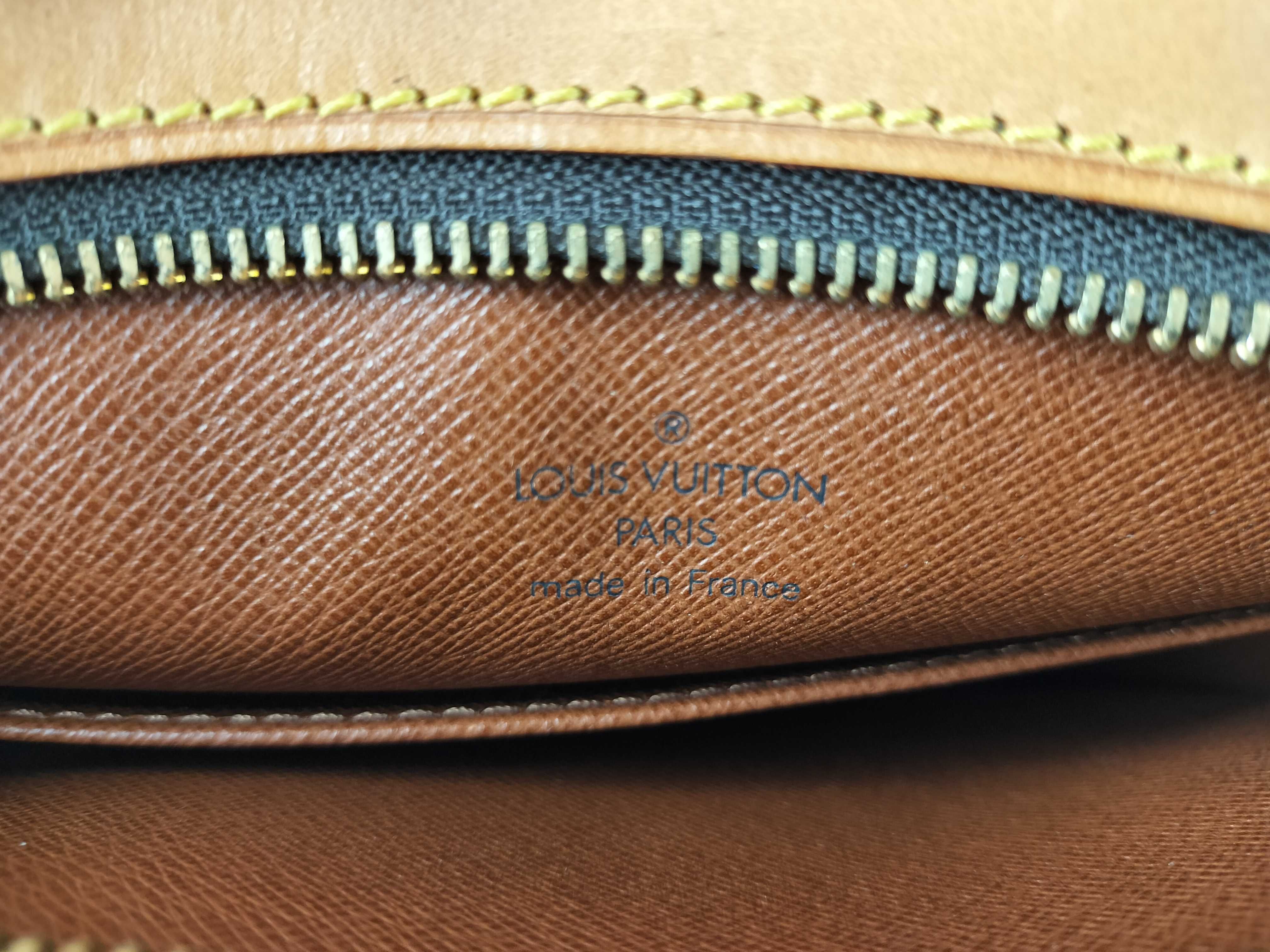 Monogram M51290 Druot Shoulder Bag (Some peeling inside pocket) — view 12