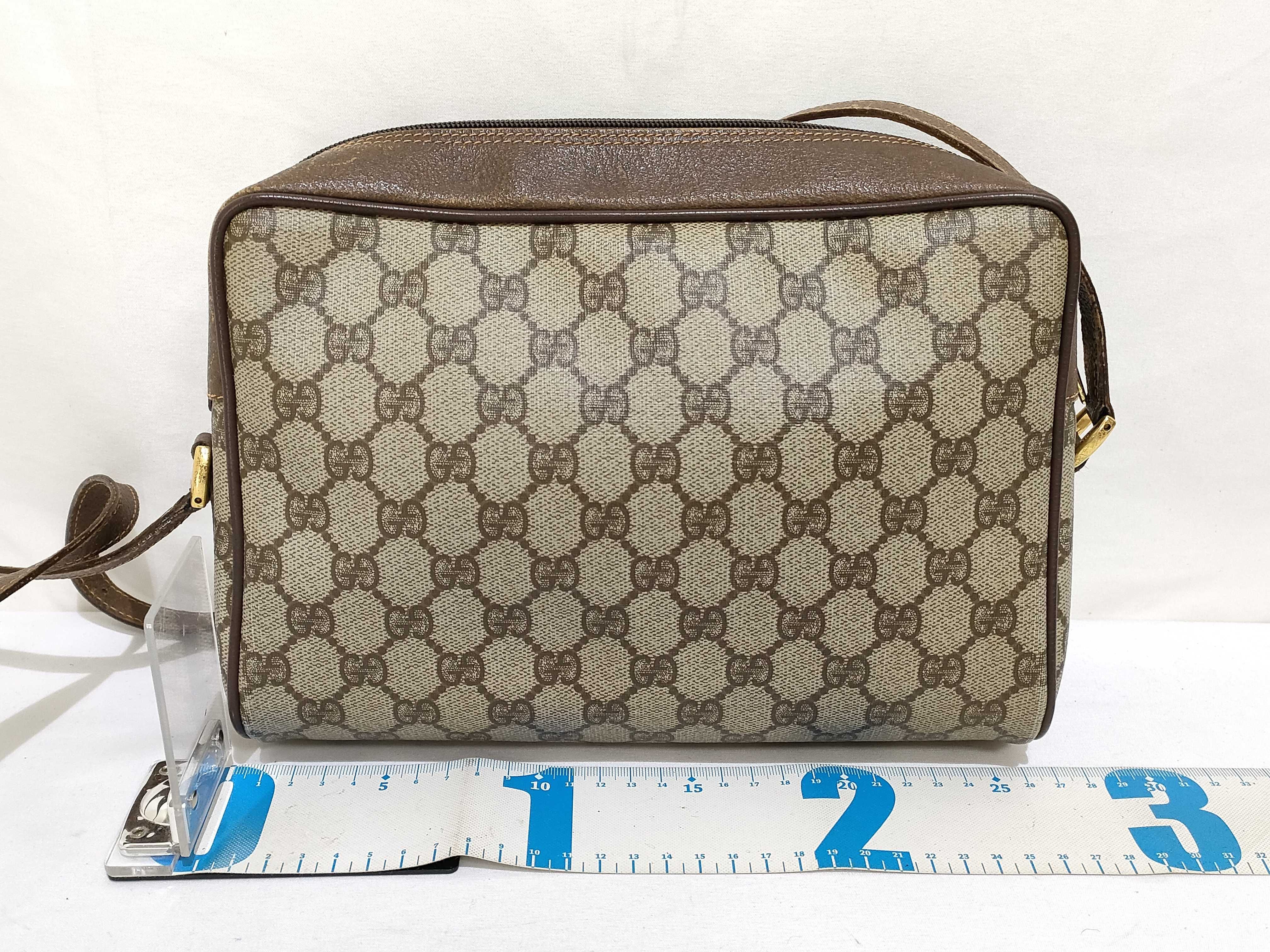 GG Supreme, Old Gucci GG Supreme Shoulder Bag, 56.02.088 Shoulder Bag — view 2