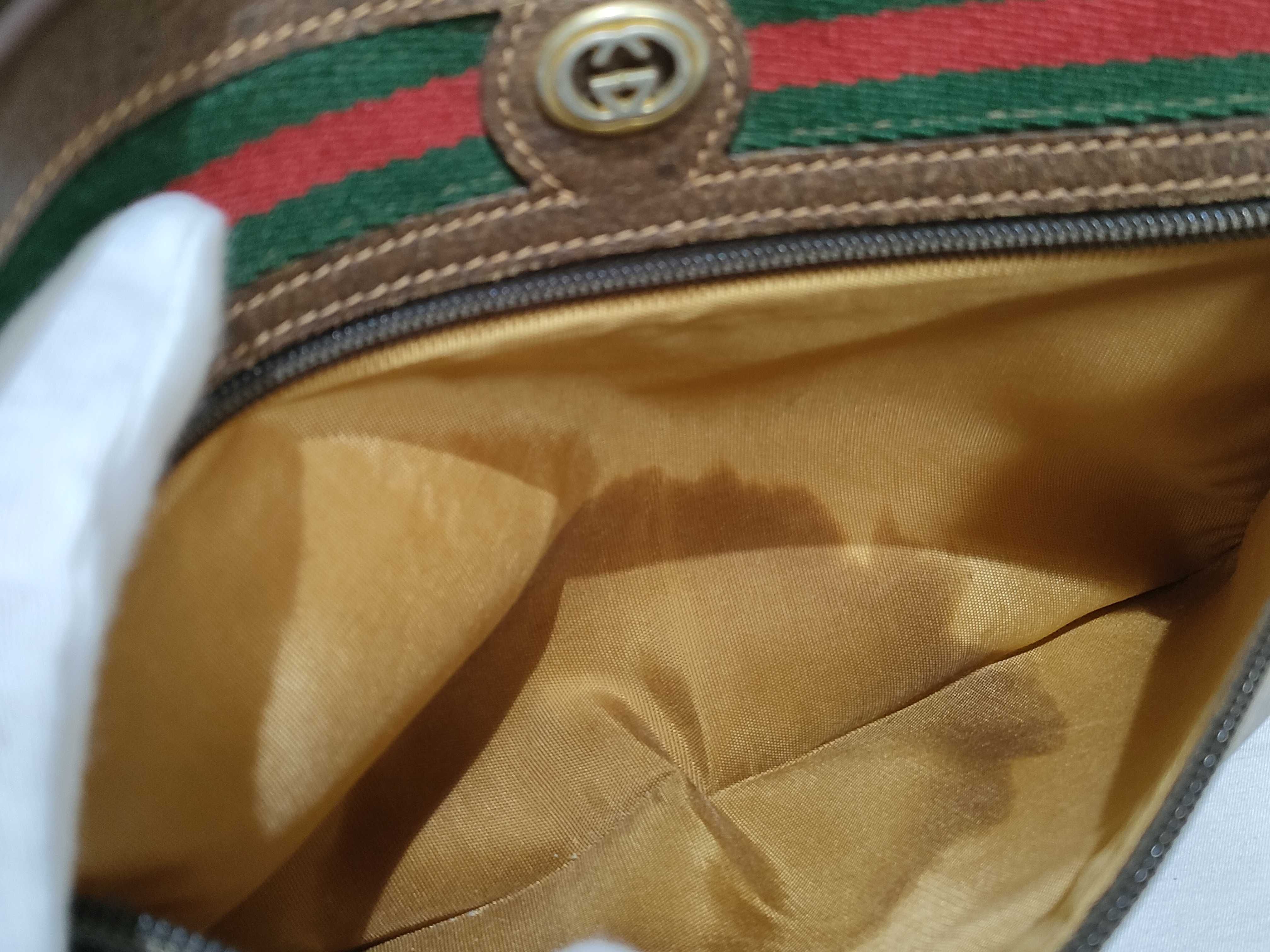 GG Supreme, Old Gucci GG Supreme Shoulder Bag, 56.02.088 Shoulder Bag — view 14