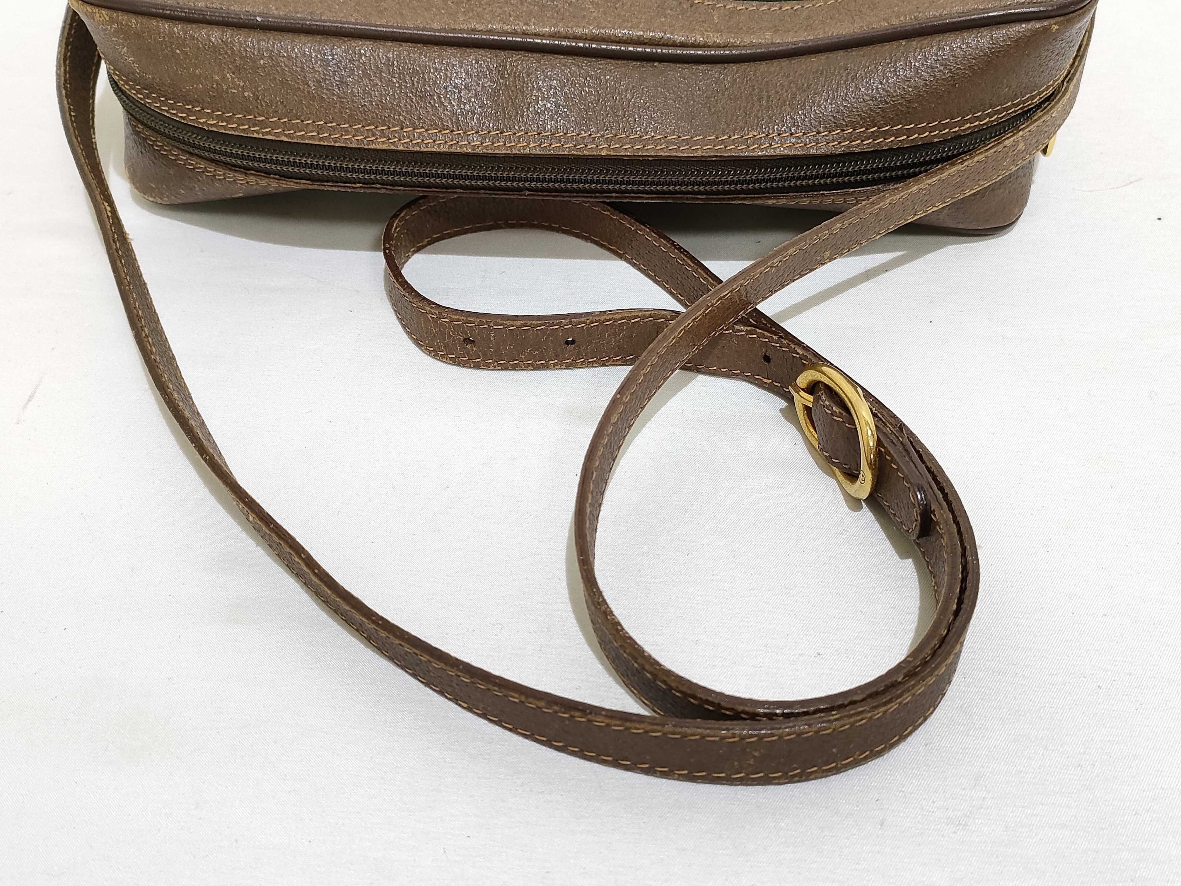 GG Supreme, Old Gucci GG Supreme Shoulder Bag, 56.02.088 Shoulder Bag — view 3