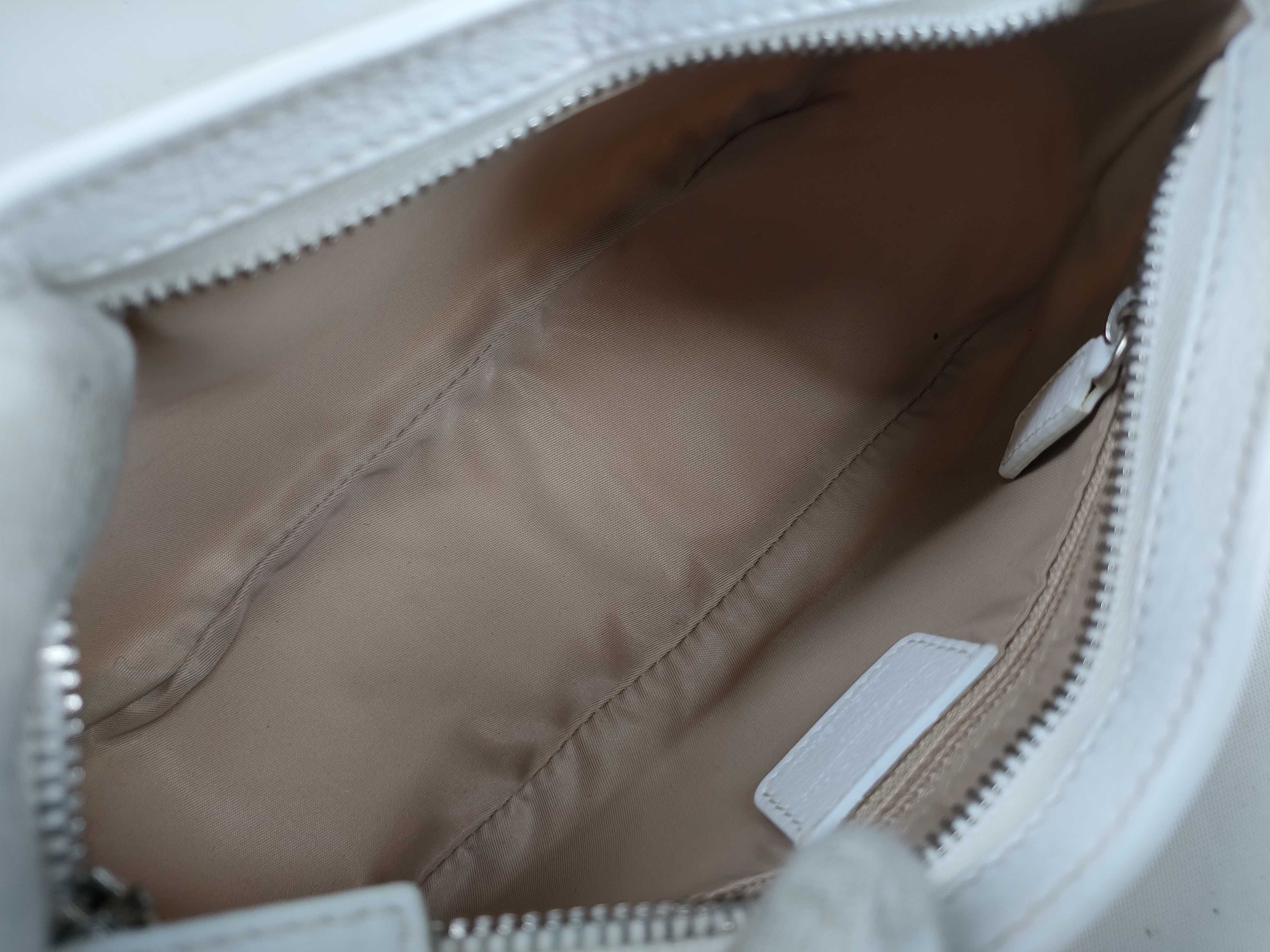 Trotter Street Chic Canvas x Leather Handbag White Handbag — view 10