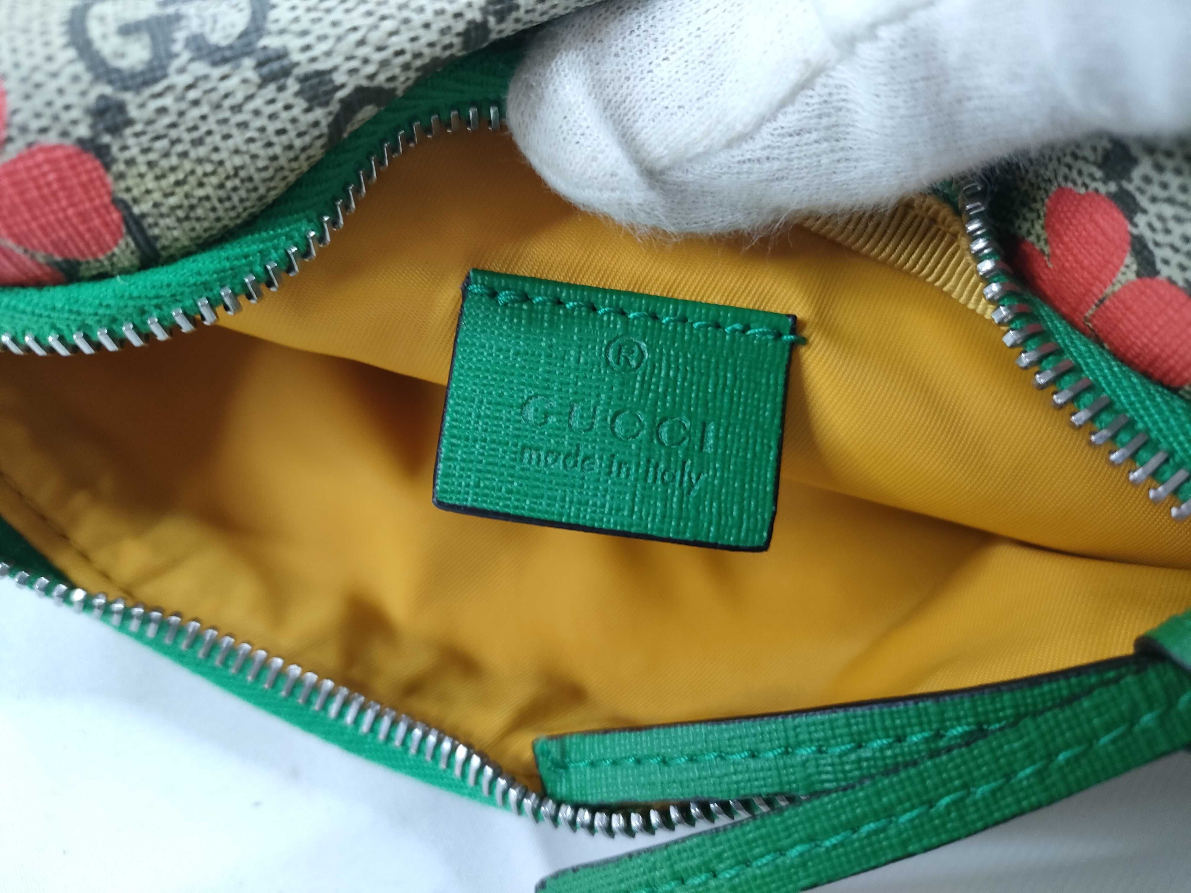 GG Supreme body bag, Children's GG waist bag — view 11