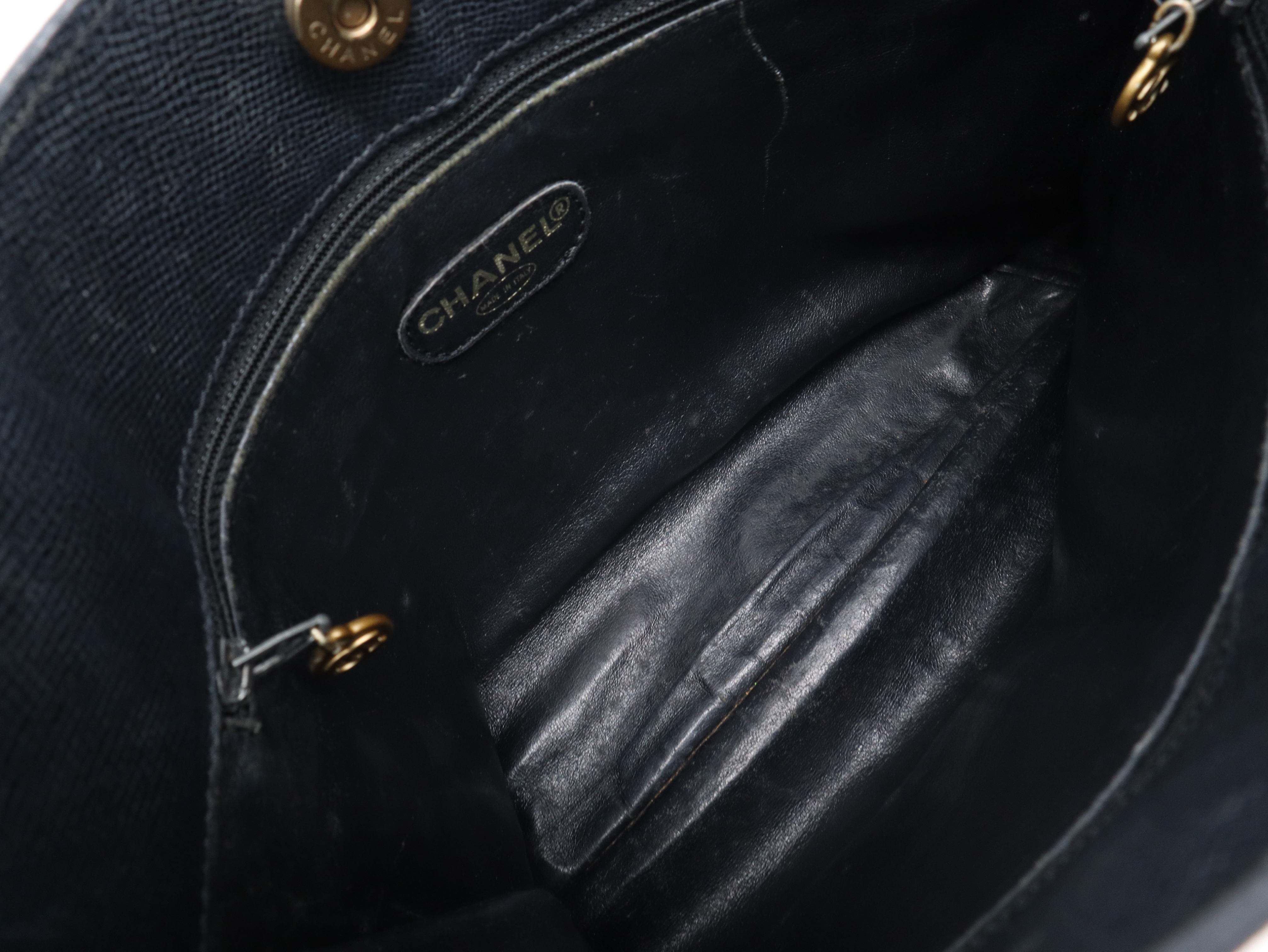 Caviar Skin Logo Black Seal Tote Bag 5503146 — view 12