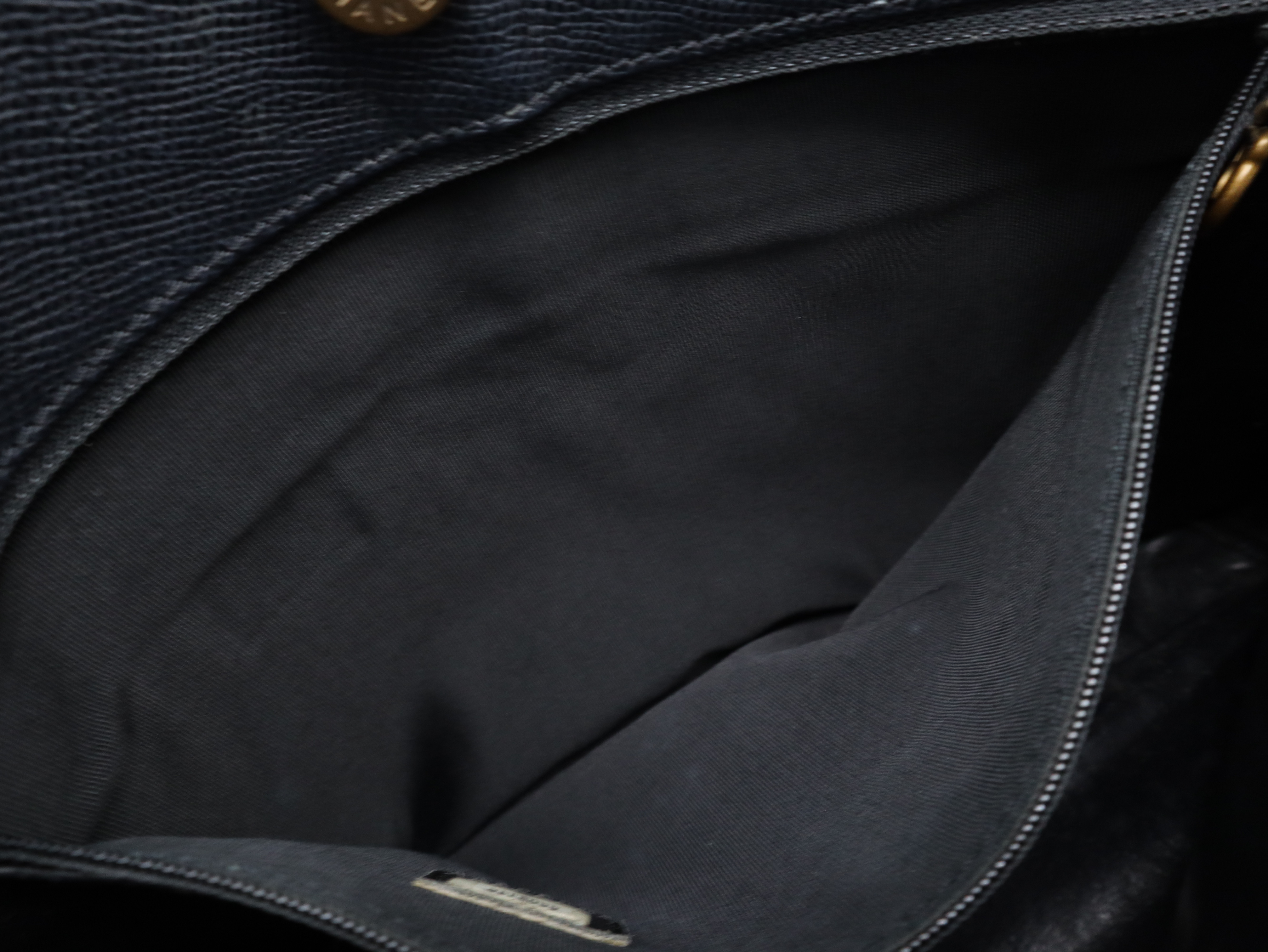 Caviar Skin Logo Black Seal Tote Bag 5503146 — view 13