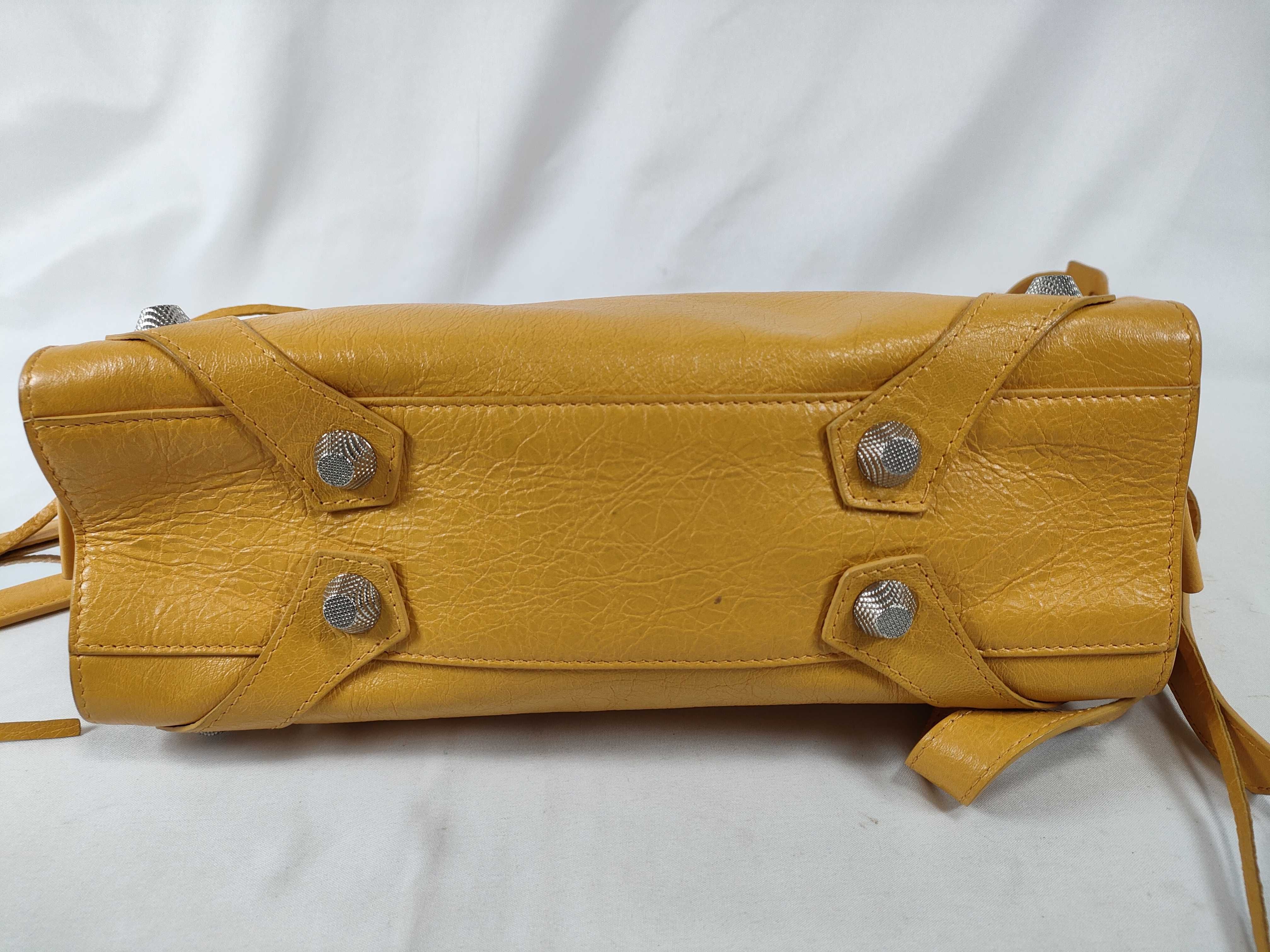 Mute City Leather 2-Way Handbag — view 9