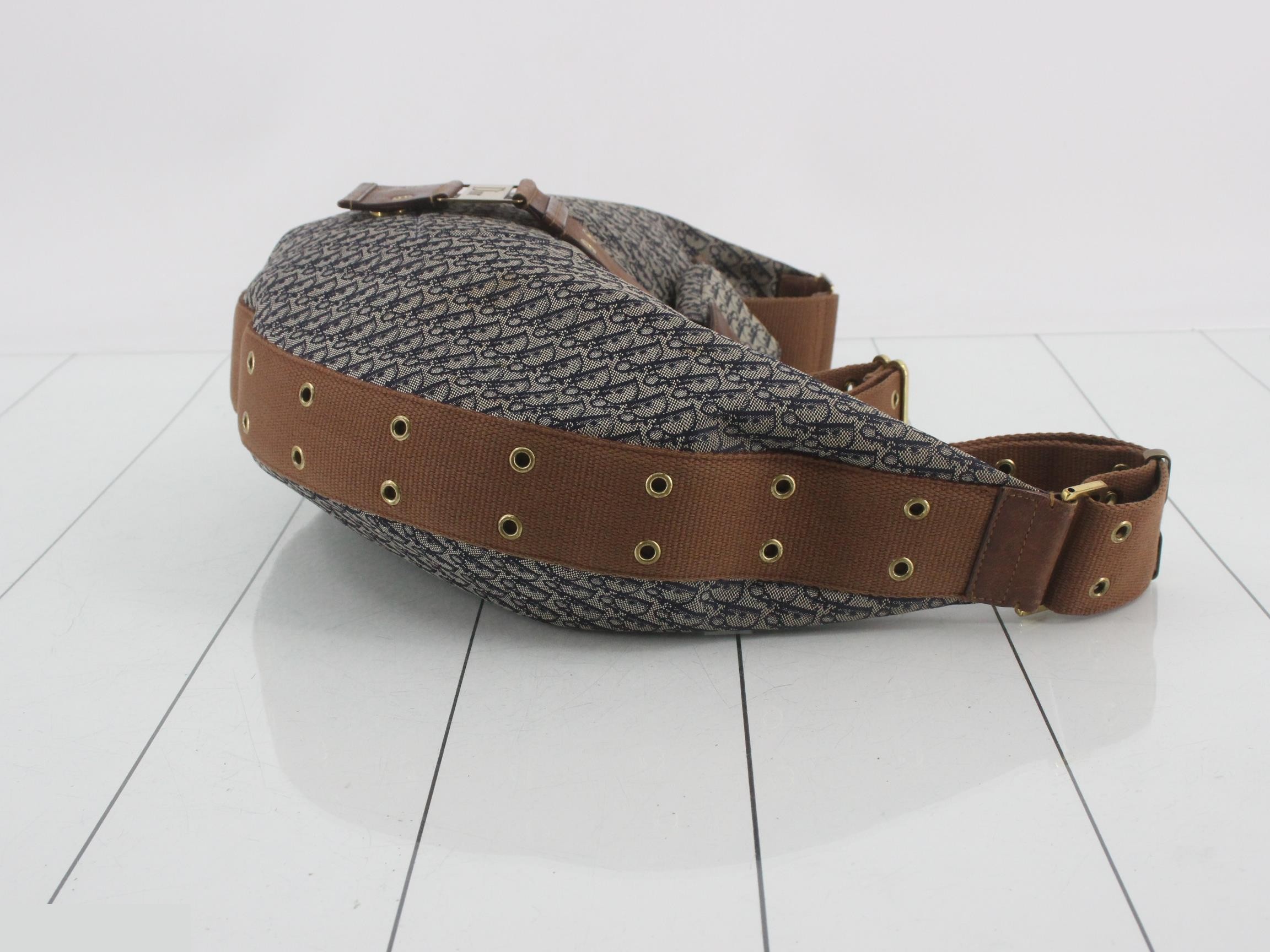 Trotter (bag) - Shoulder bag — view 3
