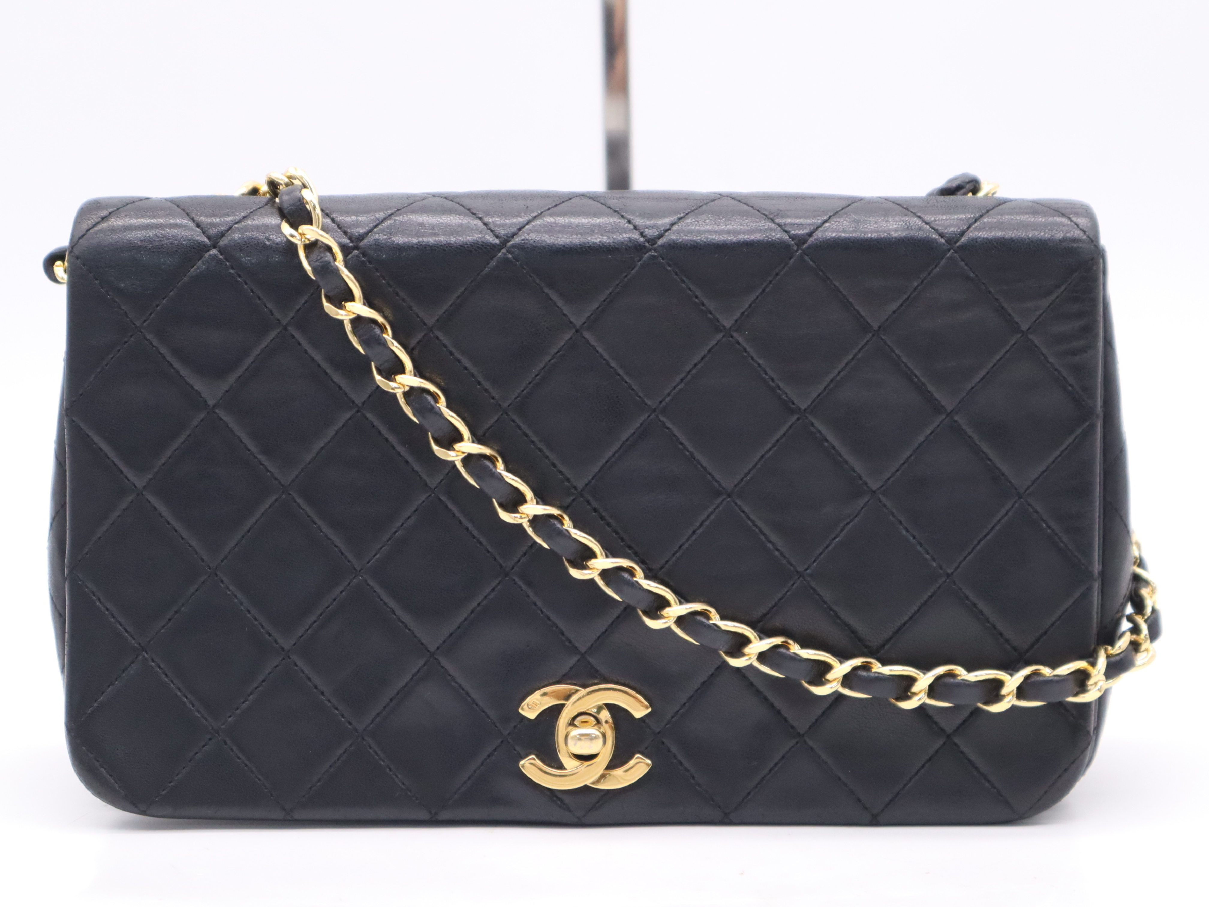 Lambskin Matelassé 25 S Flap S Chain with Seal, Gold Hardware, Black Shoulder Bag