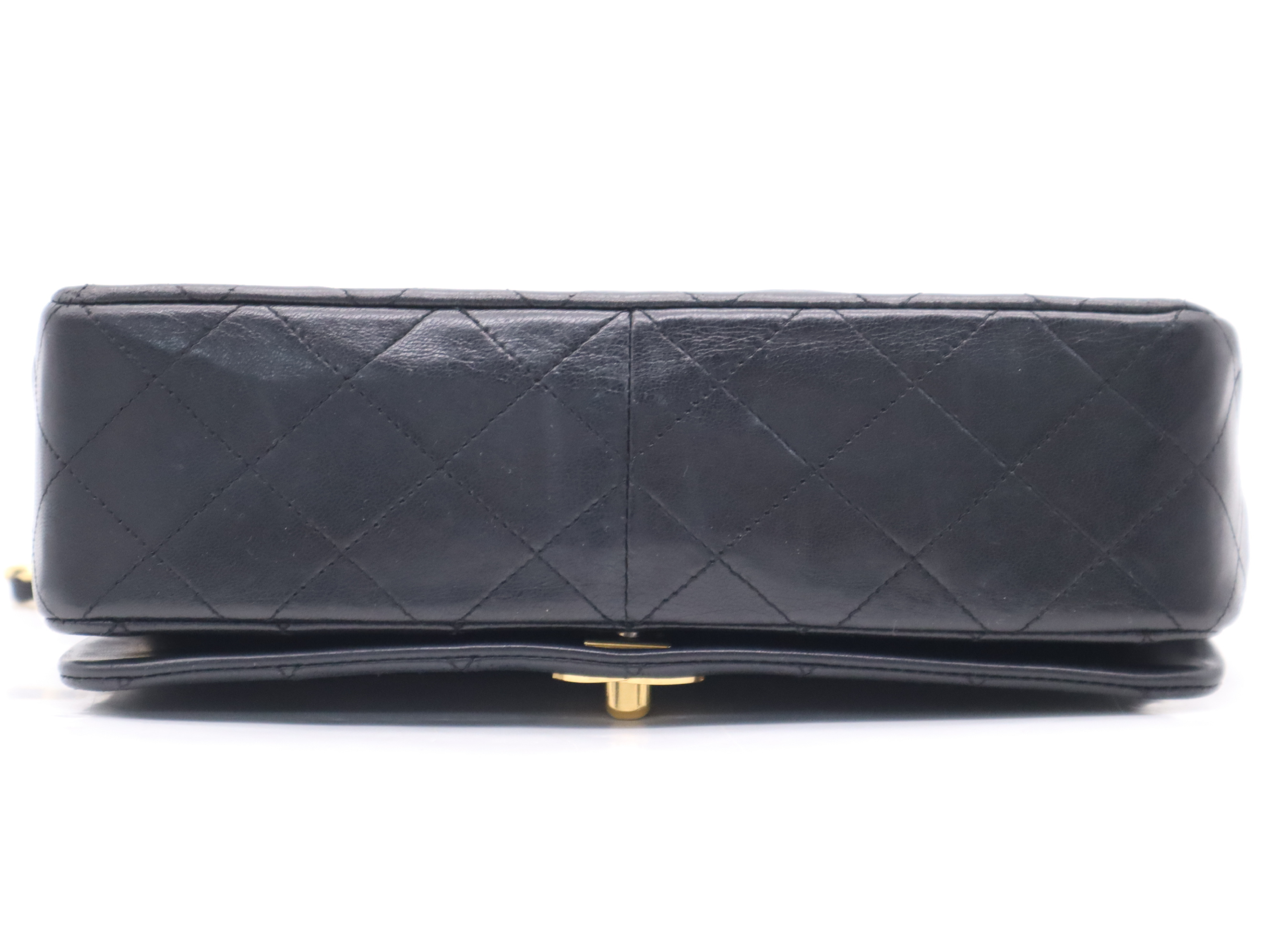 Lambskin Matelassé 25 S Flap S Chain with Seal, Gold Hardware, Black Shoulder Bag — view 4