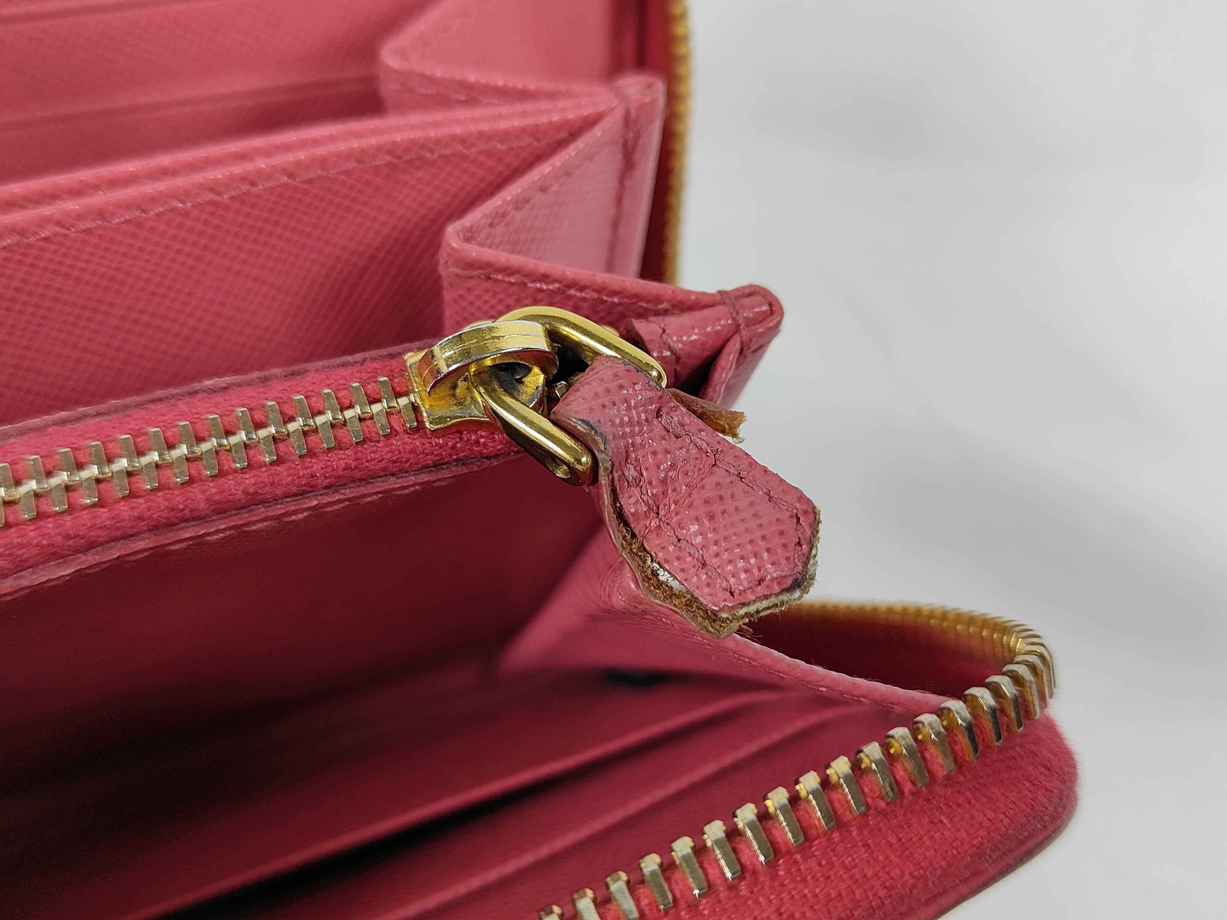 Round Zip Long Wallet Saffiano Pink Ribbon Wallet — view 12