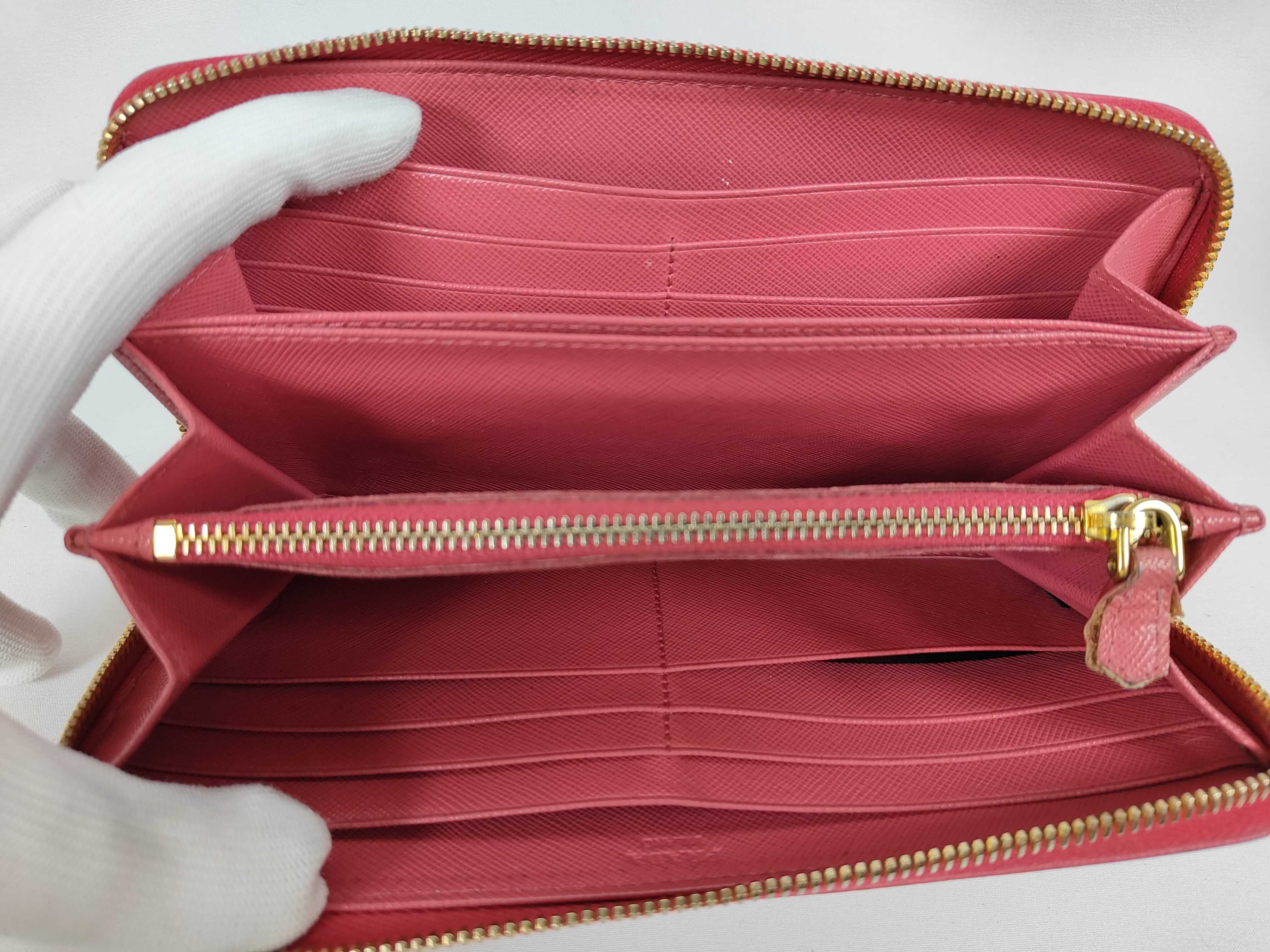 Round Zip Long Wallet Saffiano Pink Ribbon Wallet — view 13