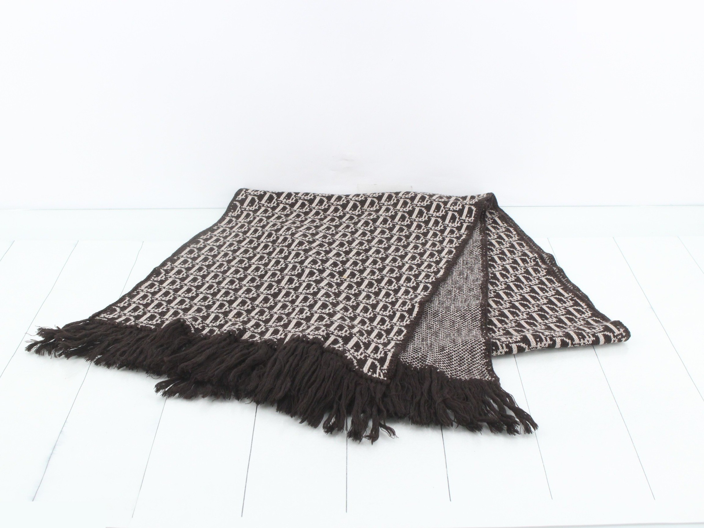 Trotter knitted scarf — view 2