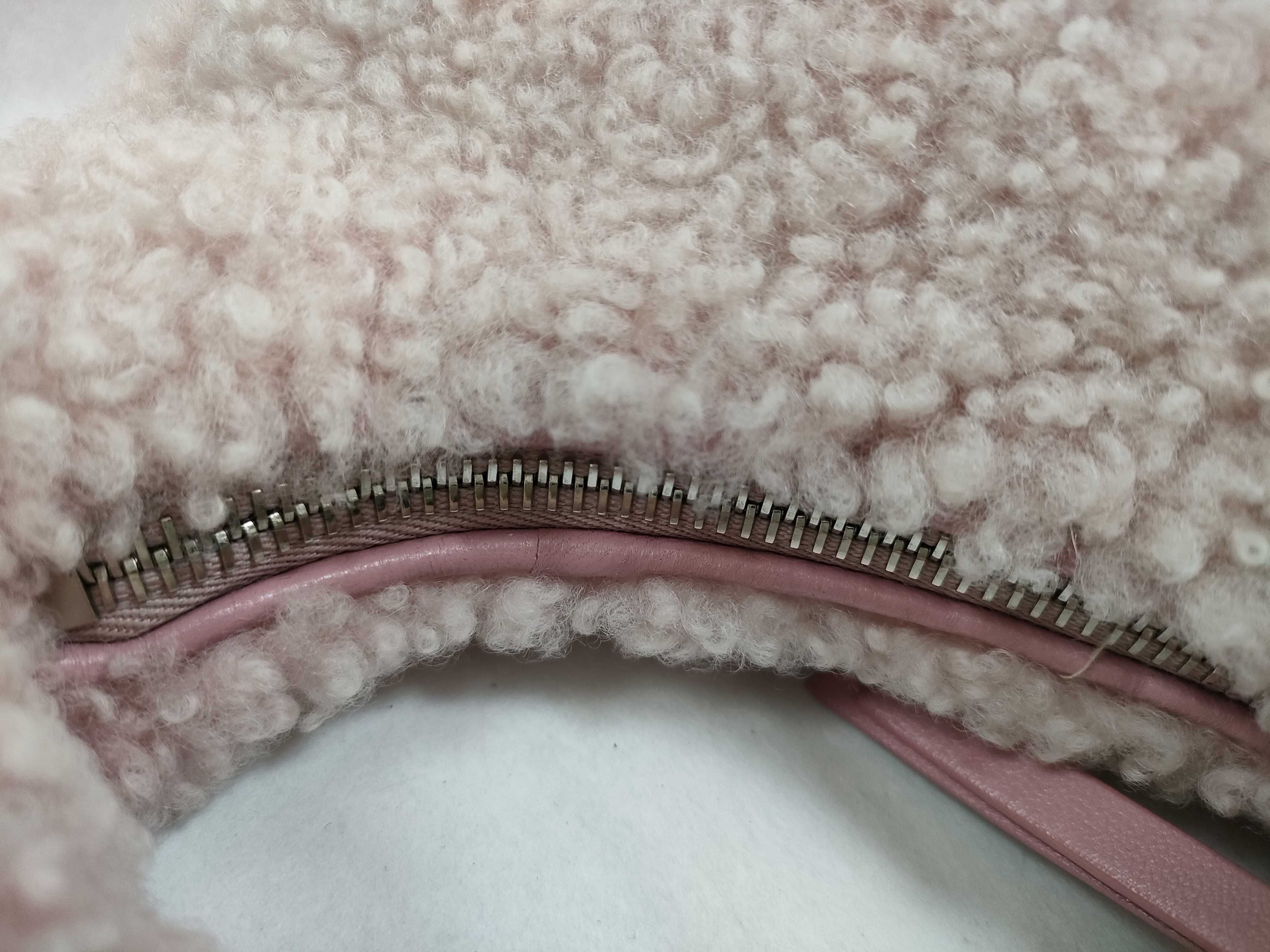 2024-2025 MIUMIU Wonder Hobo Bag / FF27428 / WS27428 Handbag — view 6