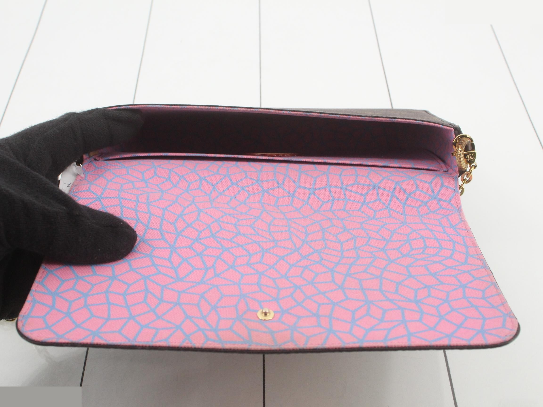 LV x YK Monogram Pochette Felicie Shoulder Bag with Case — view 4