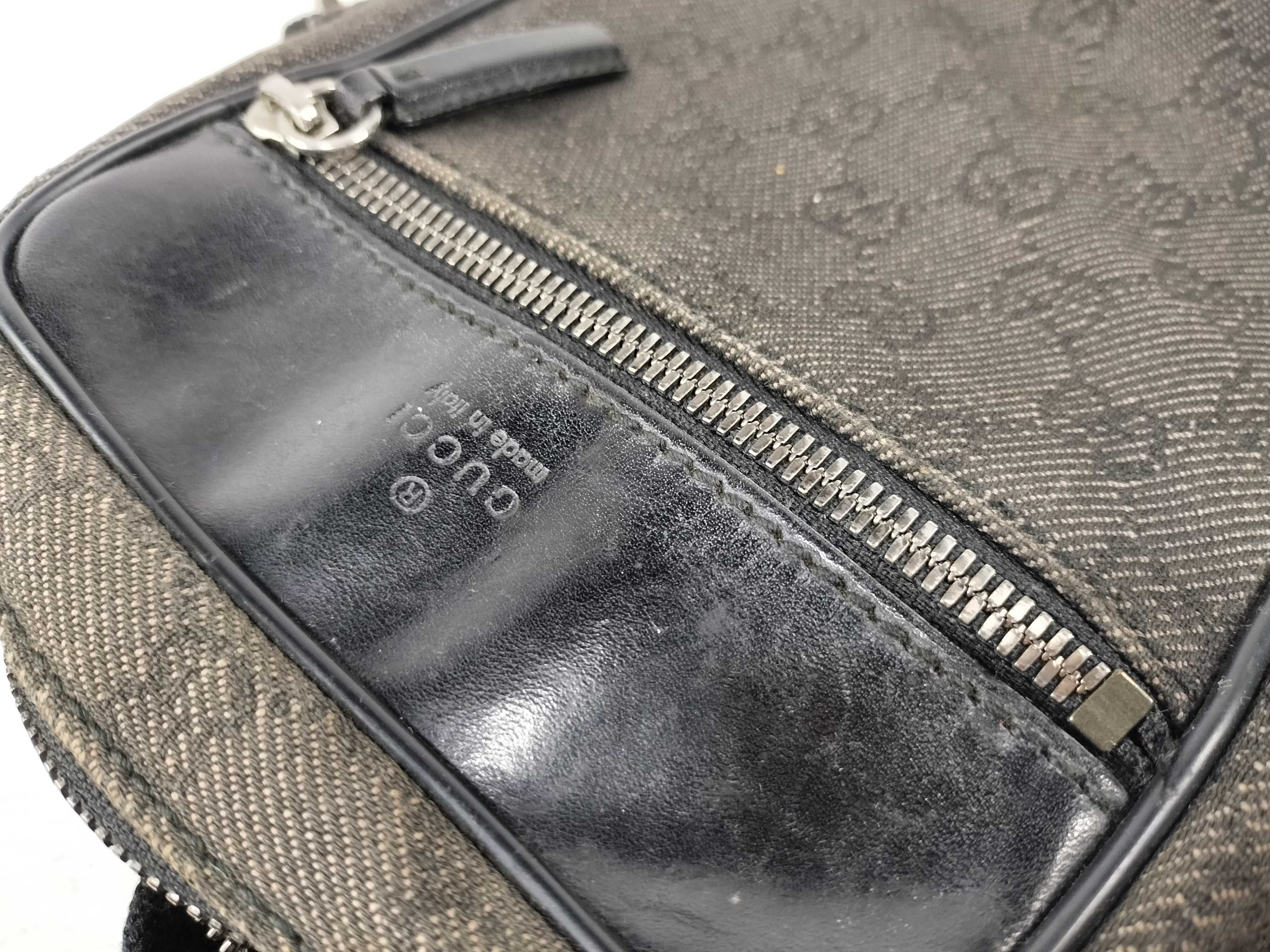 GG Canvas Shoulder Bag 101680 (Gucci GG Canvas Logo Embossed) — view 14