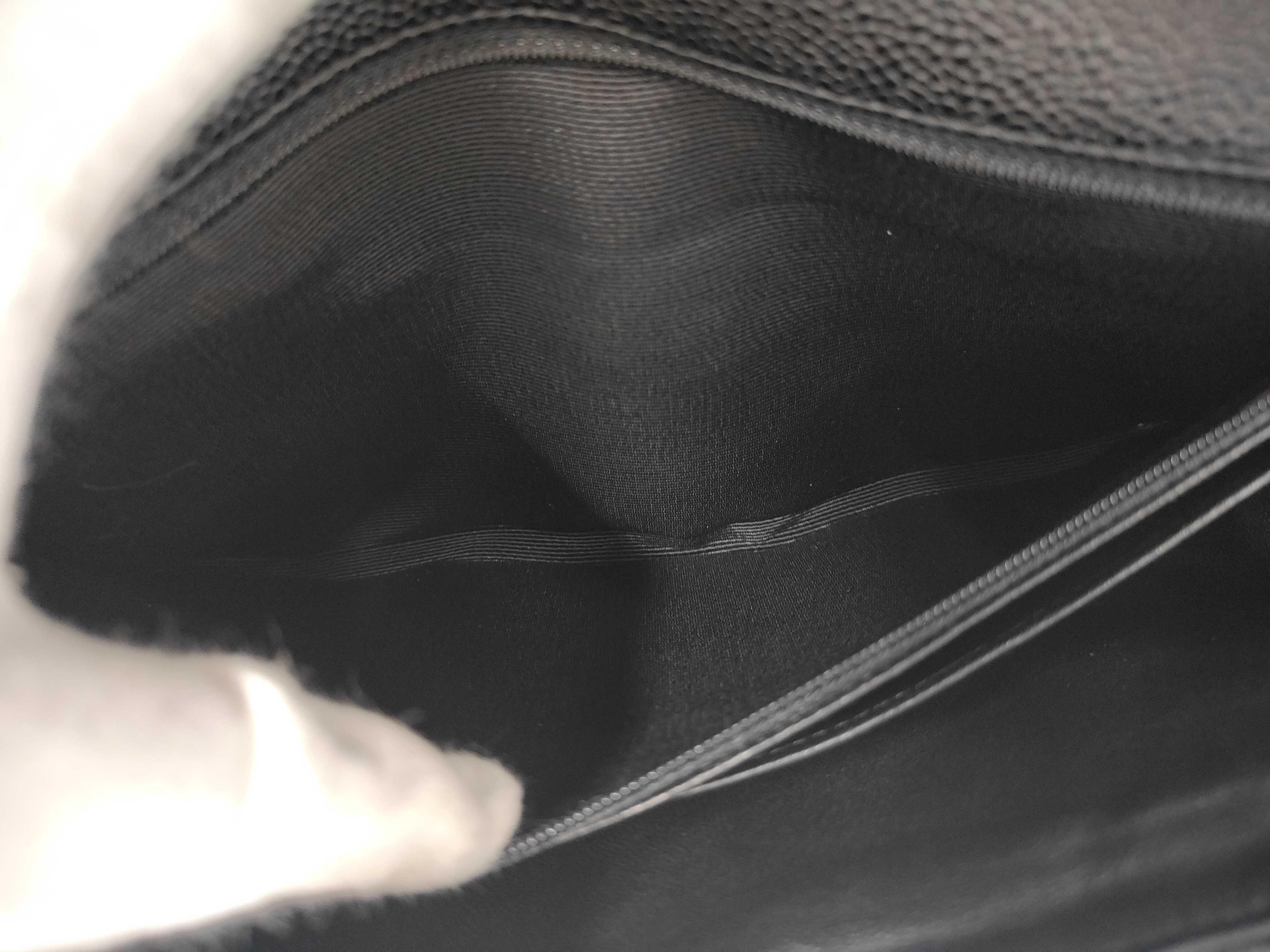 Caviar Chain Shoulder Bag — view 11