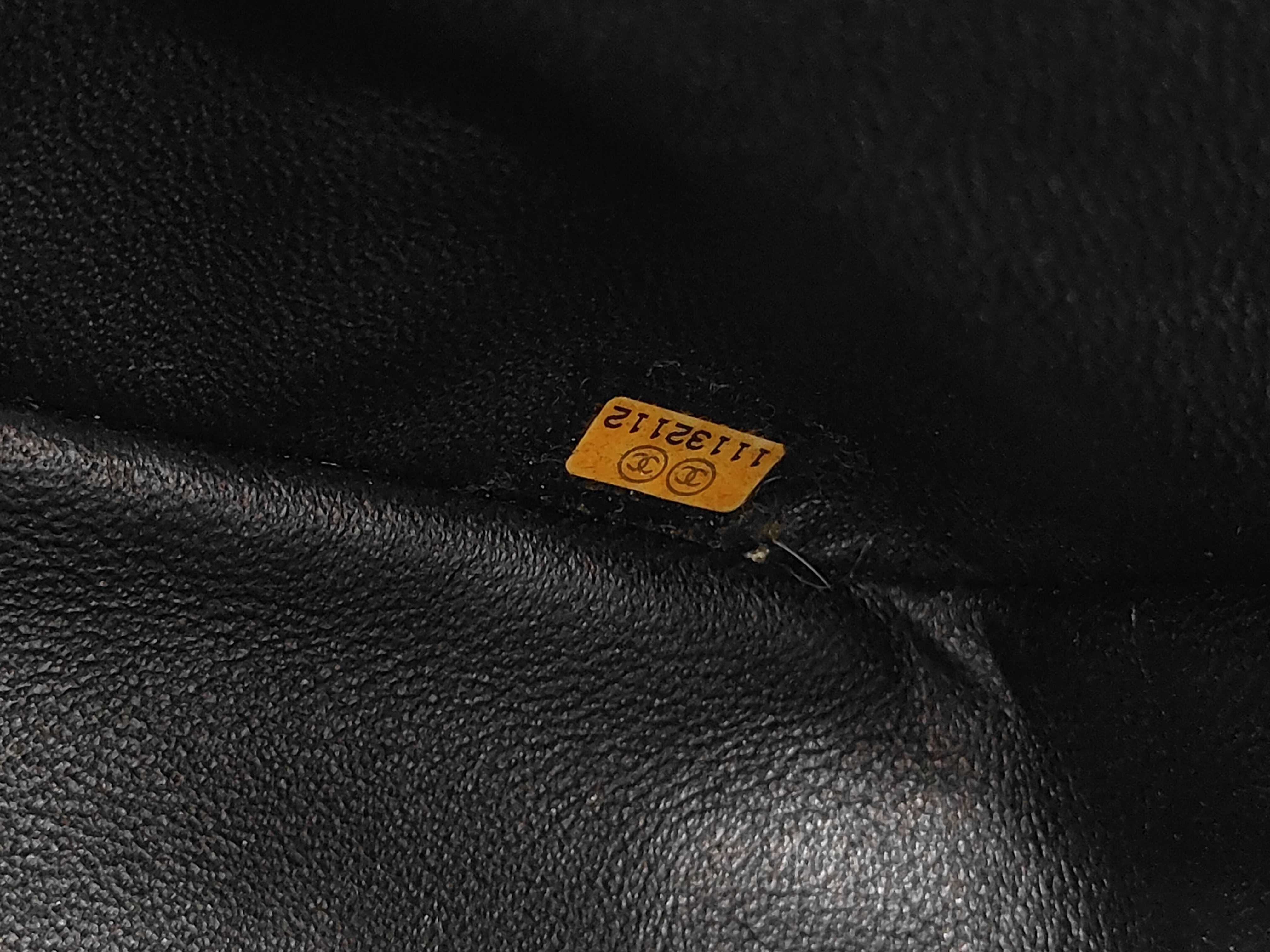 Caviar Chain Shoulder Bag — view 13