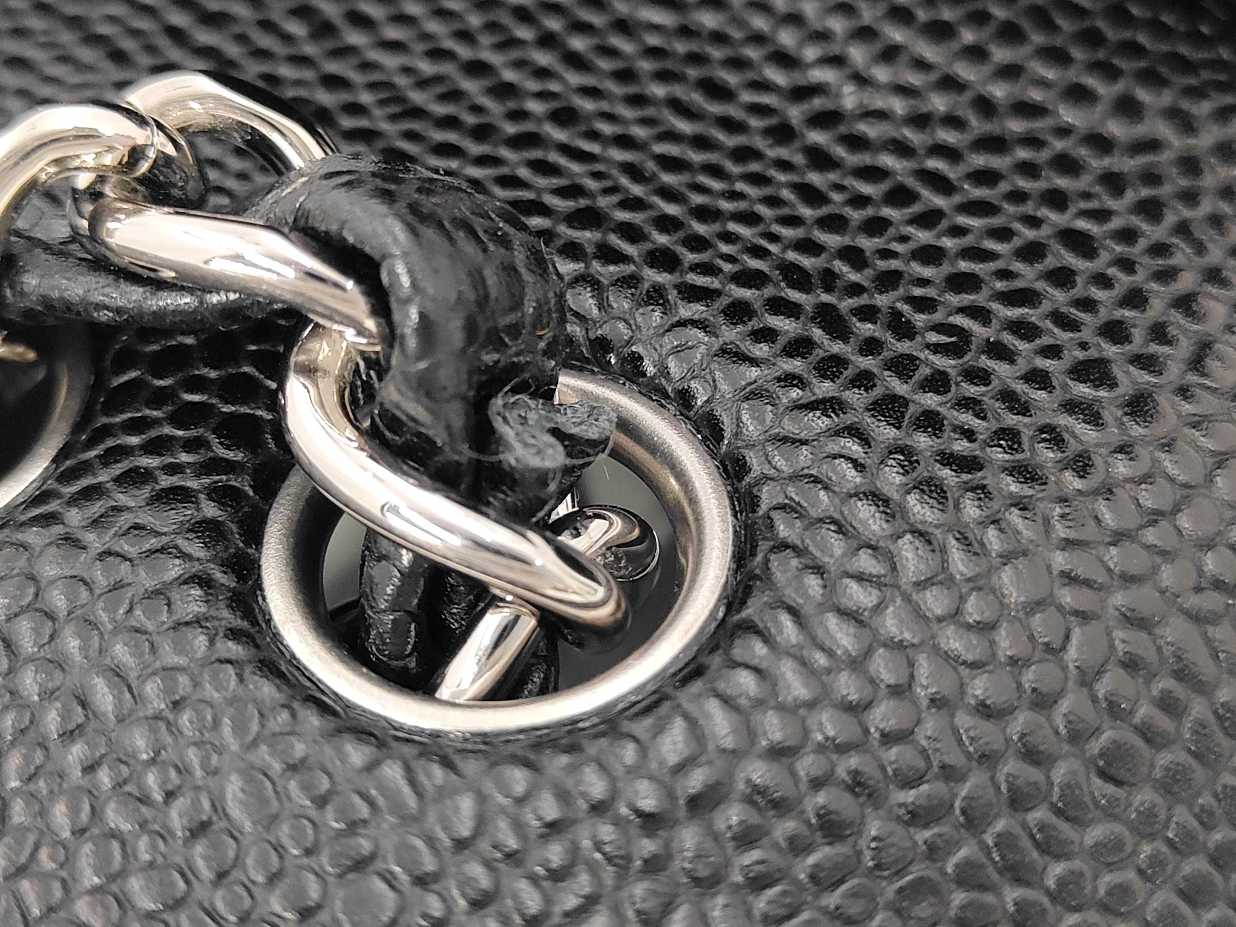 Caviar Chain Shoulder Bag — view 6
