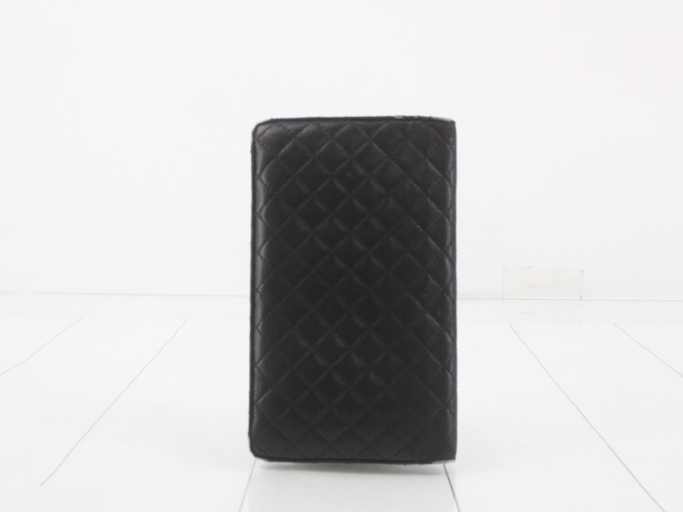 Matelassé Coco Mark Bi-fold Long Wallet — view 2