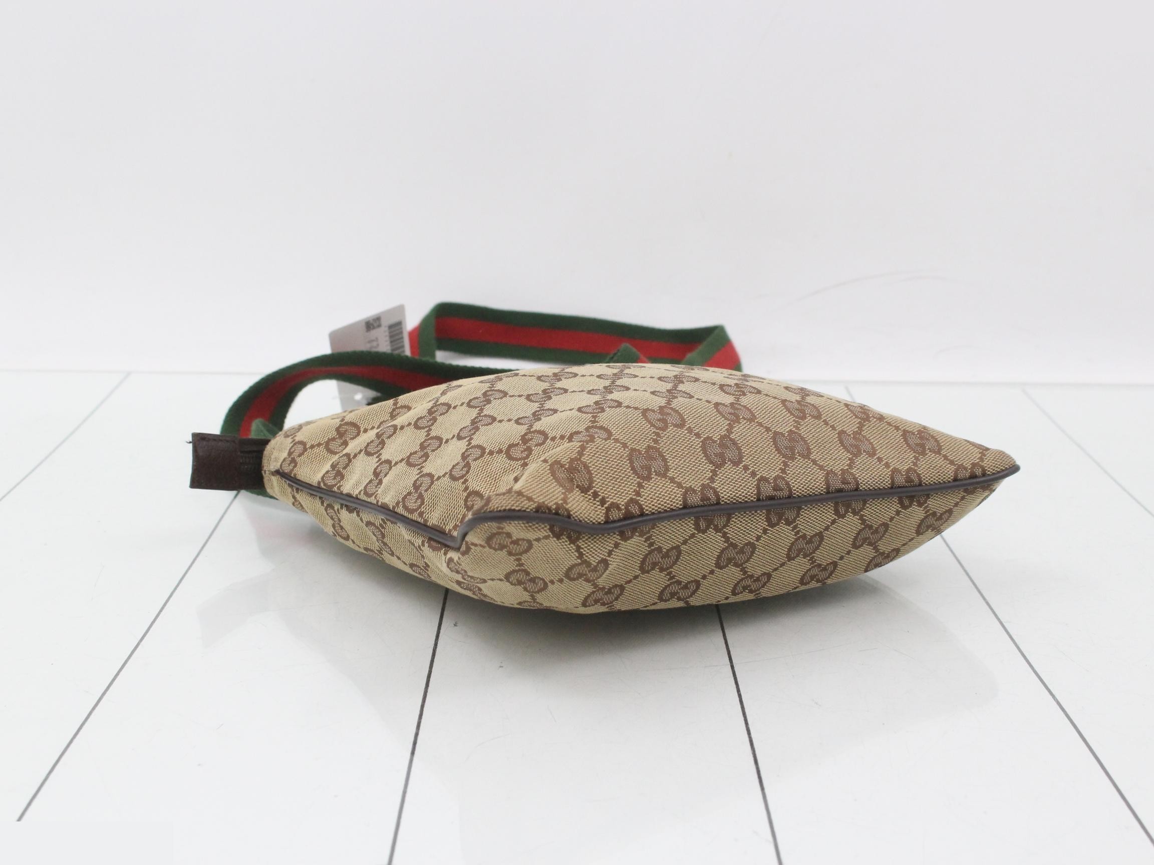 GG Canvas Shoulder Bag — view 5