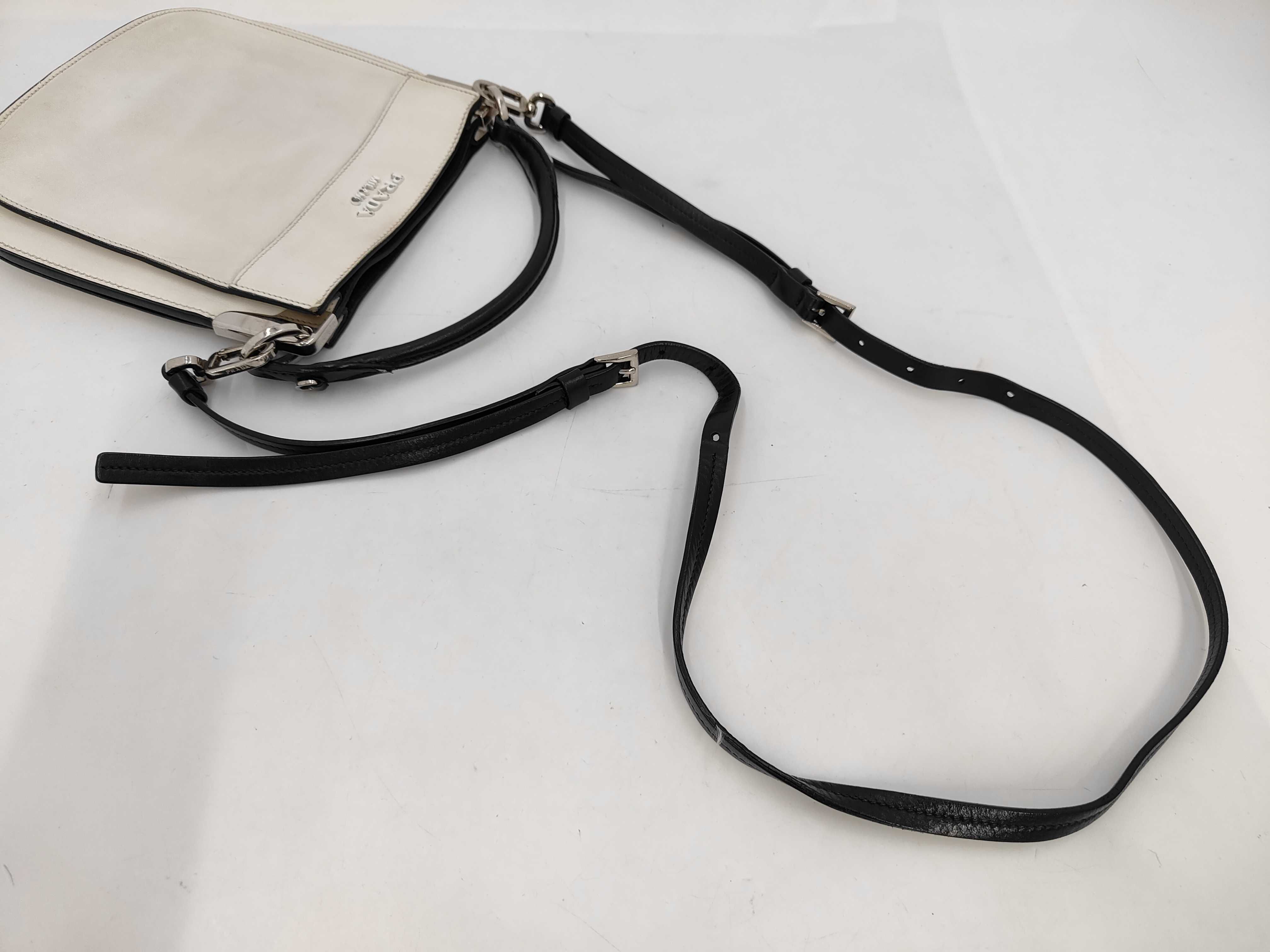 leather white shoulder bag — view 3