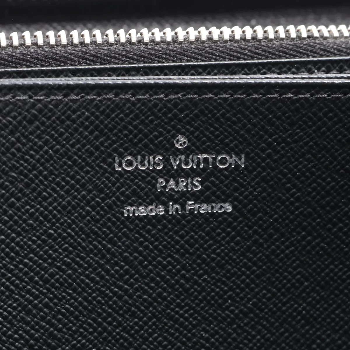 Epi Zippy Wallet M61857 Noir Round Zip Wallet (RFID detected) — view 11