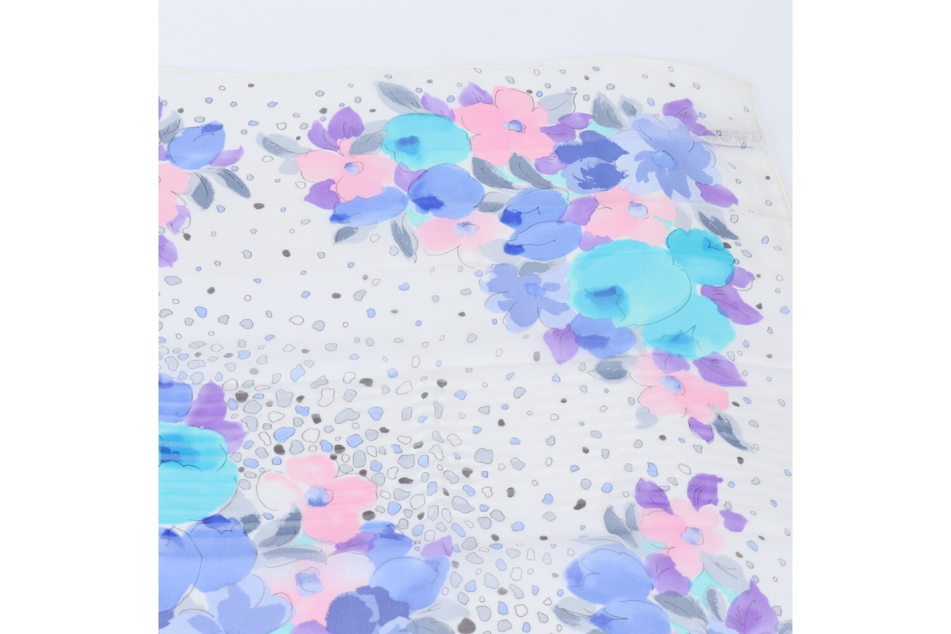 tag attached, 100% silk scarf, other accessories. — view 3