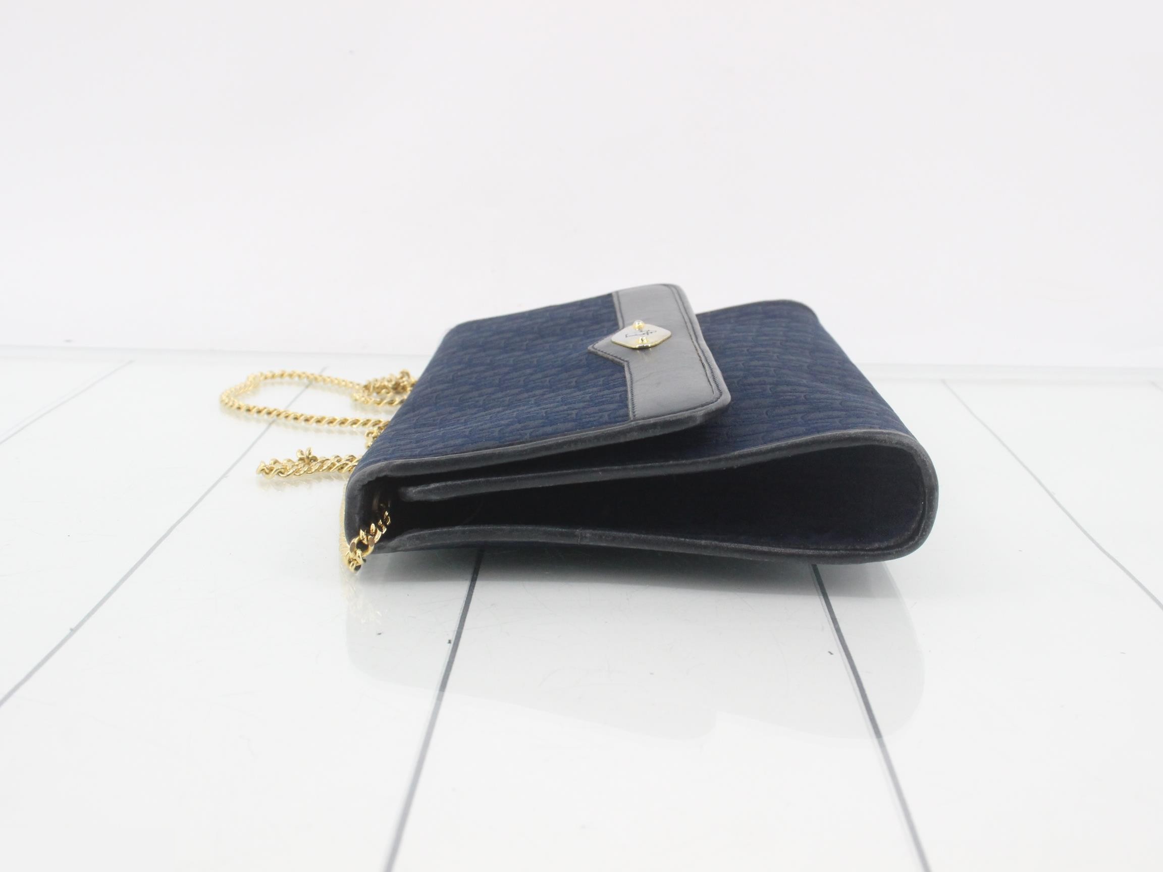 handbag — view 4