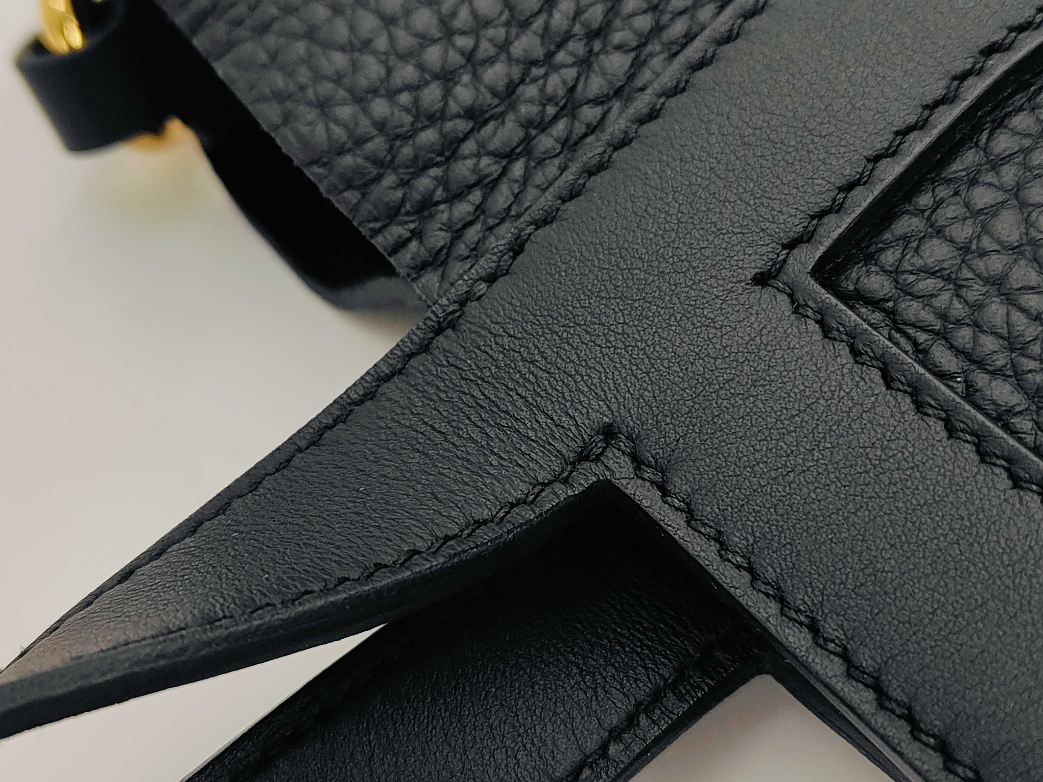 In the Loop 18 Black Handbag — view 5