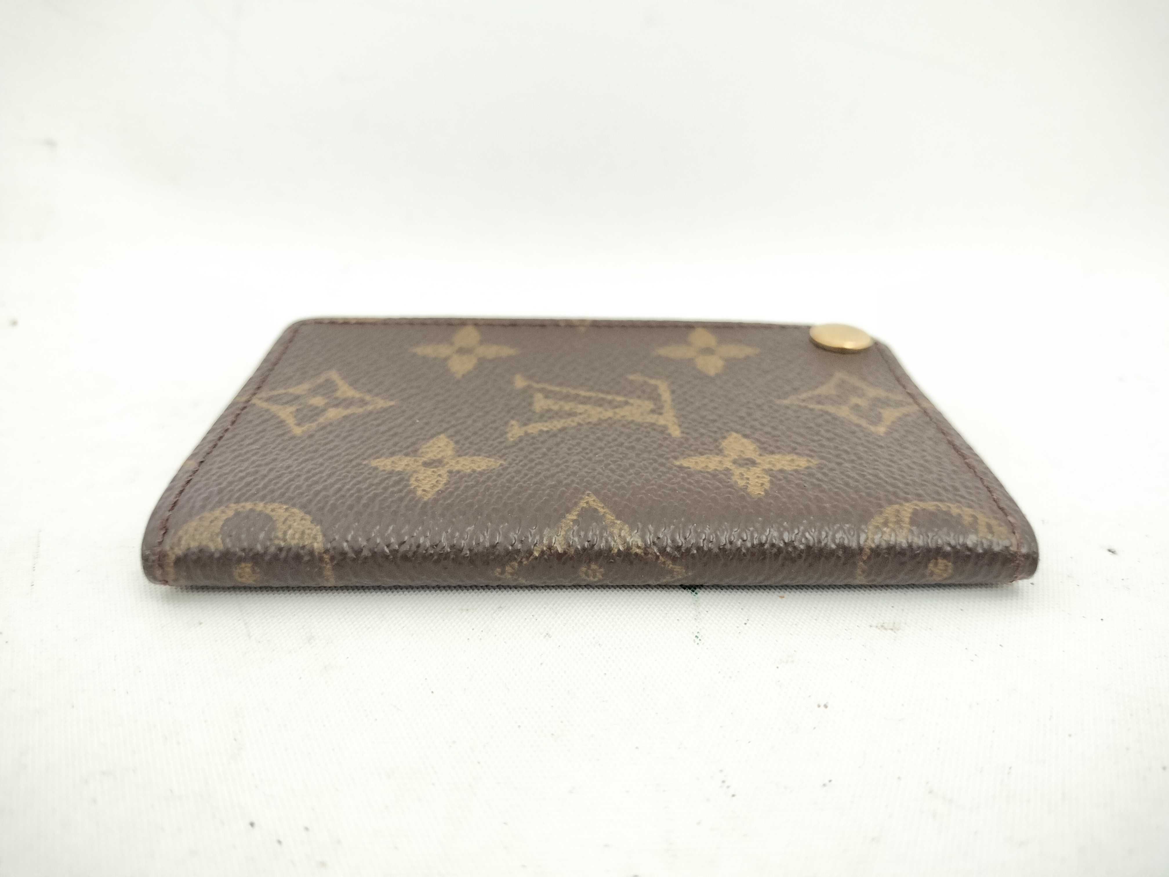 Monogram Vuitton Monogram Card Case Pression CT09*8 M60937 Card Case — view 3