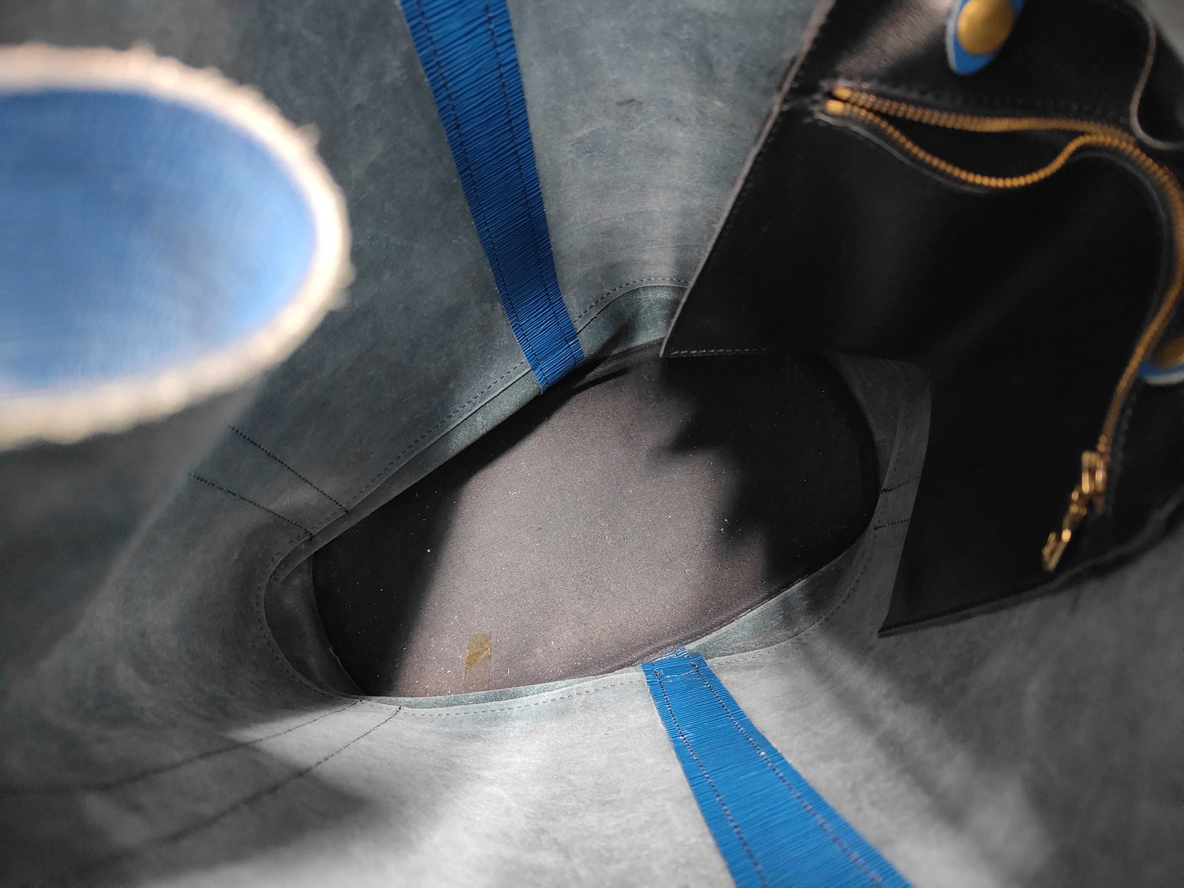 Epi Grand Marceau Shoulder Bag — view 8