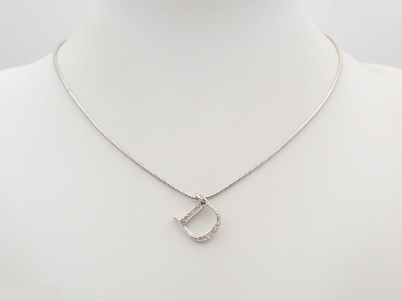 Other line: Precious metal necklaces and pendants, neck circumference approximately 46 cm. — view 3