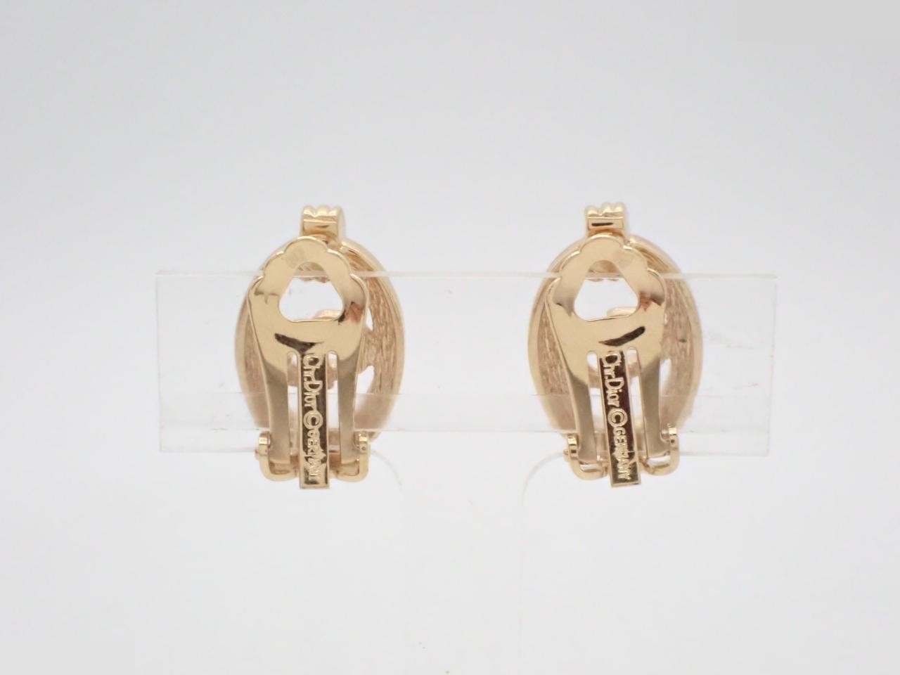 Other lines: Precious metals and earrings — view 2