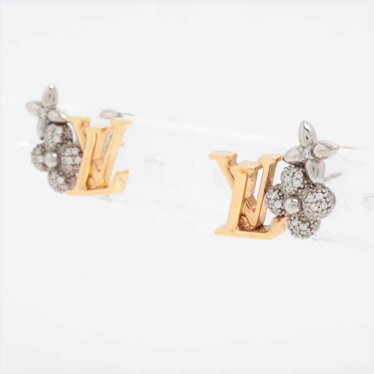 M01264 Earrings, Puisse LV Glam TE5203, Earrings (for both ears), GP Gold. Shows signs of wear: — view 3