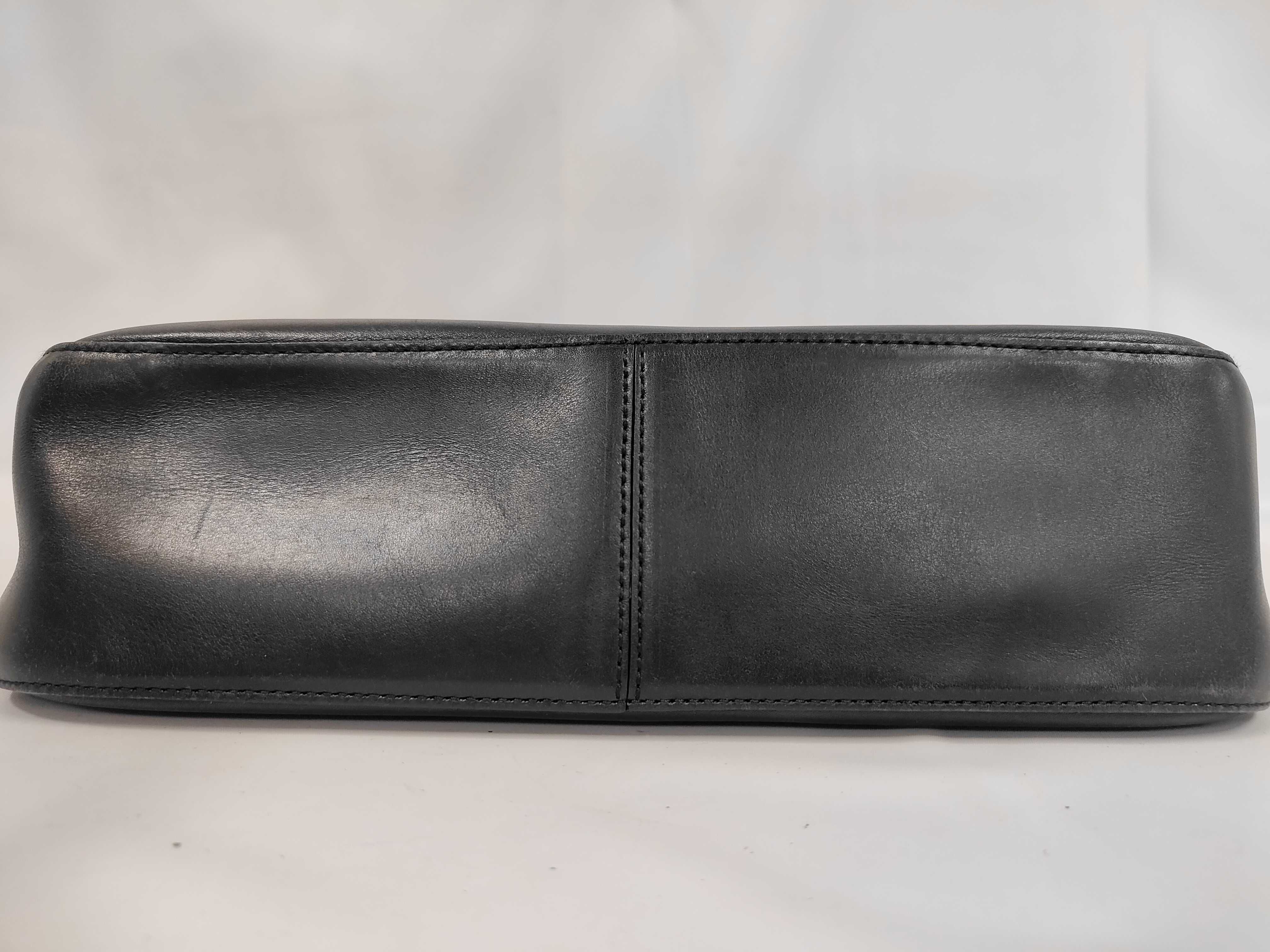 handbag — view 4