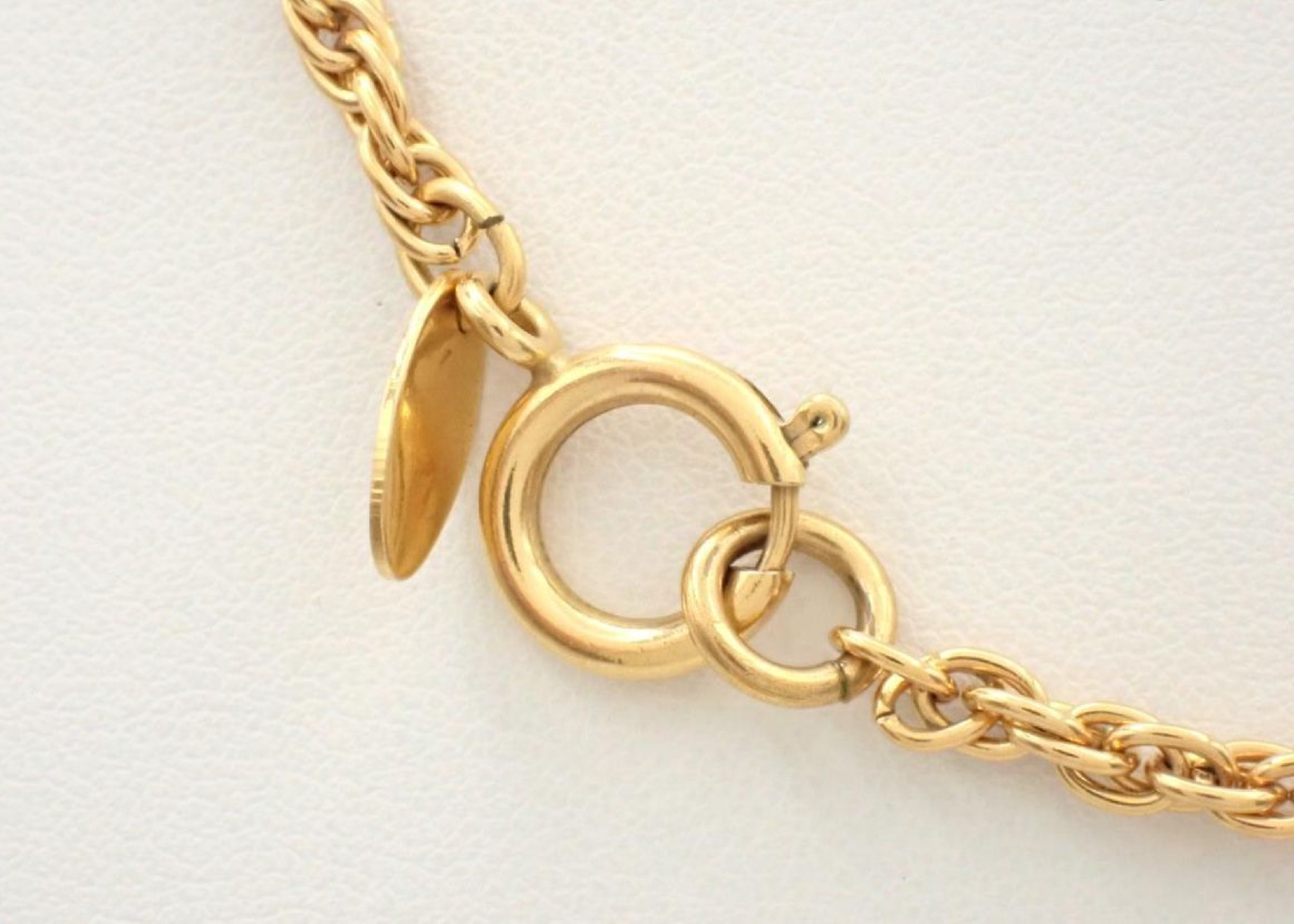 Cambon gold necklace with rice necklace — view 3