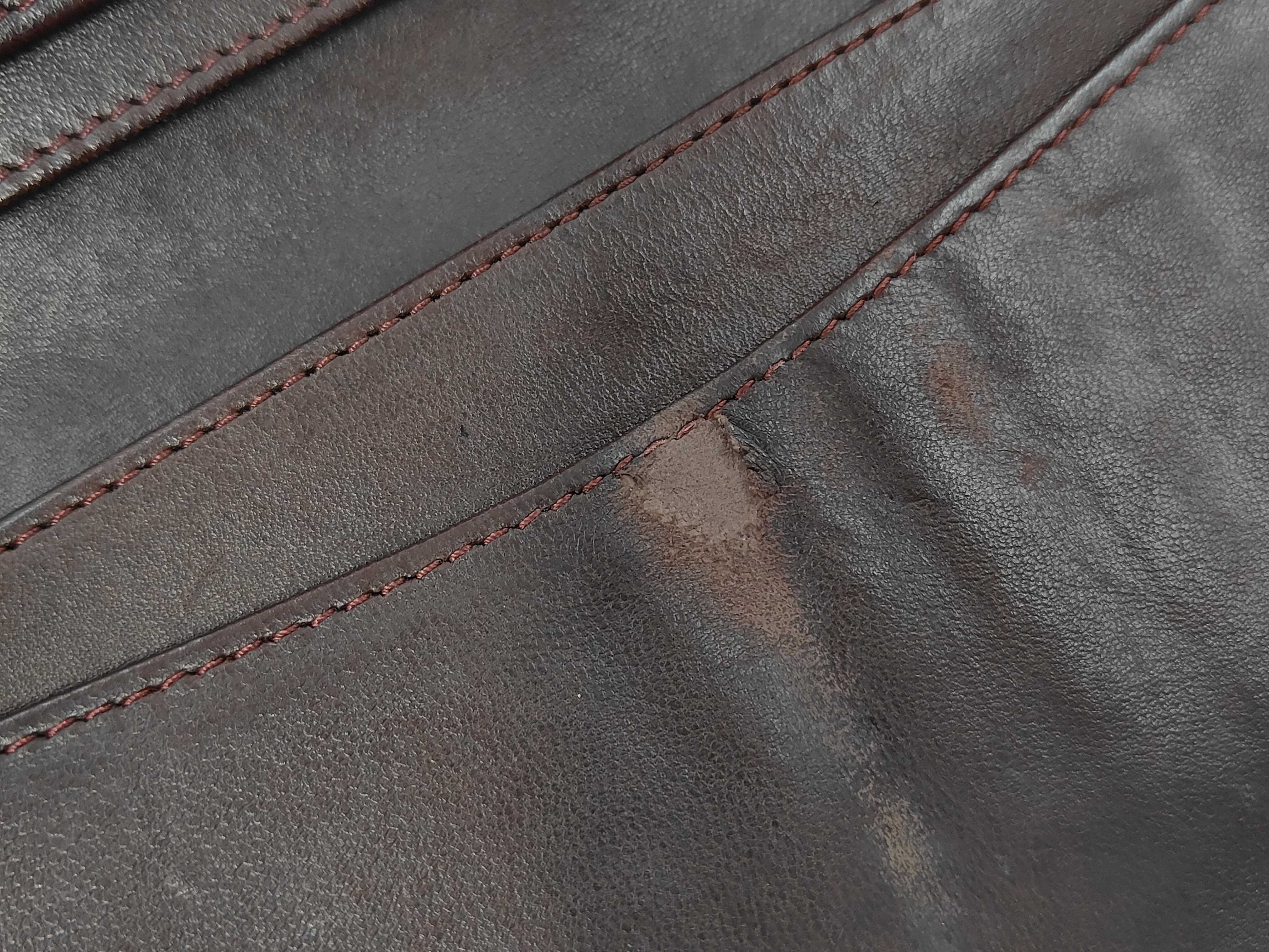 Black Lambskin Matelassé Wallet (Serial Number 16) — view 9