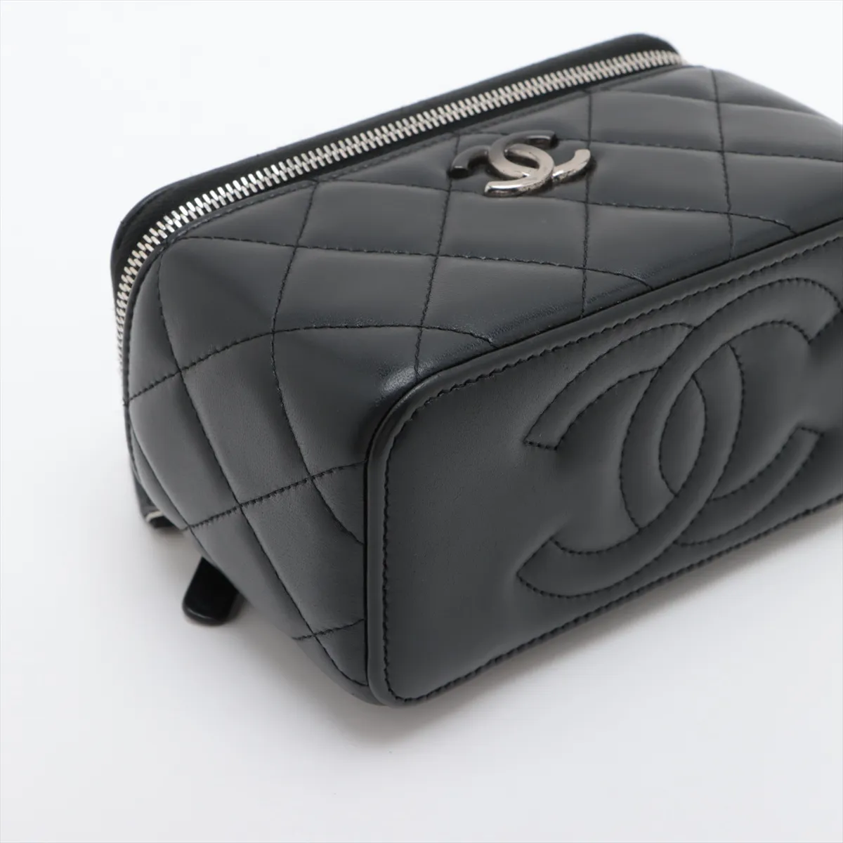 Matelasse Lambskin Chain Shoulder Bag Vanity Black x Silver Hardware C1LA23KH Random Serial — view 4