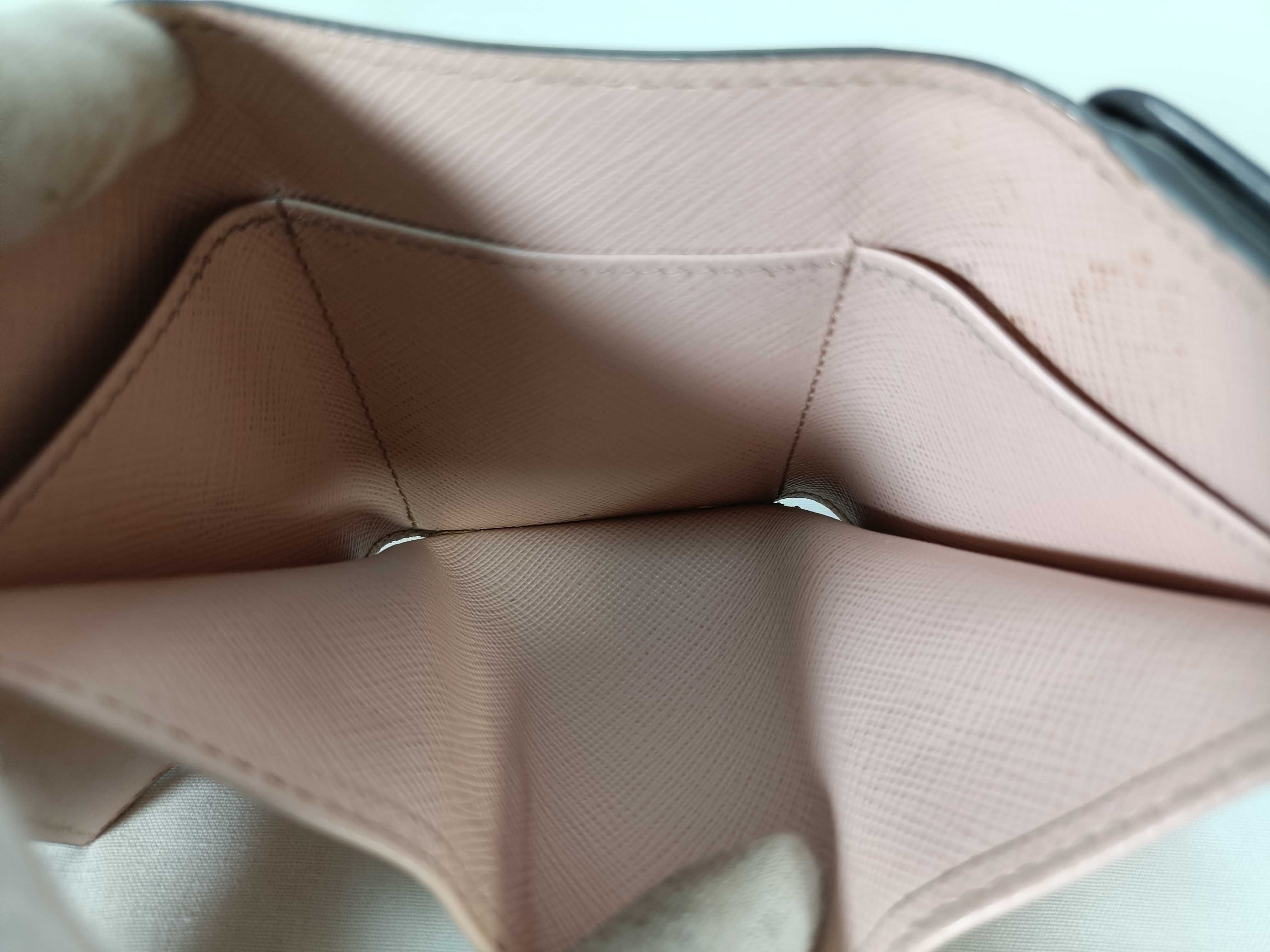 wallet — view 12