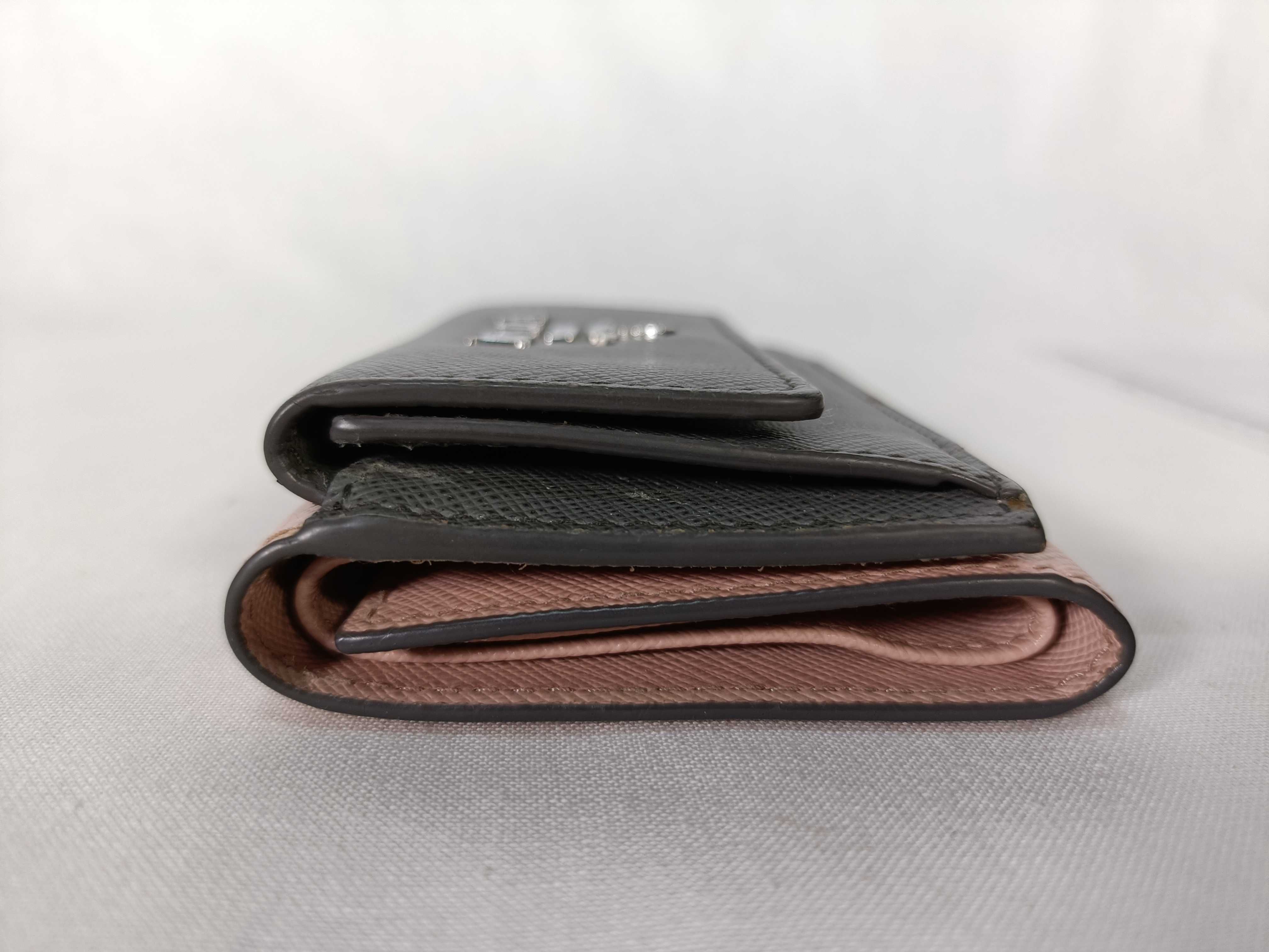 wallet — view 5