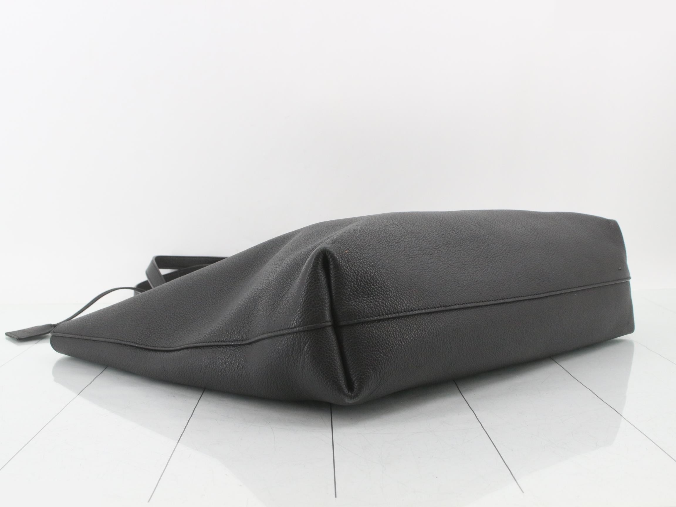 Bold East West Tote Bag — view 5