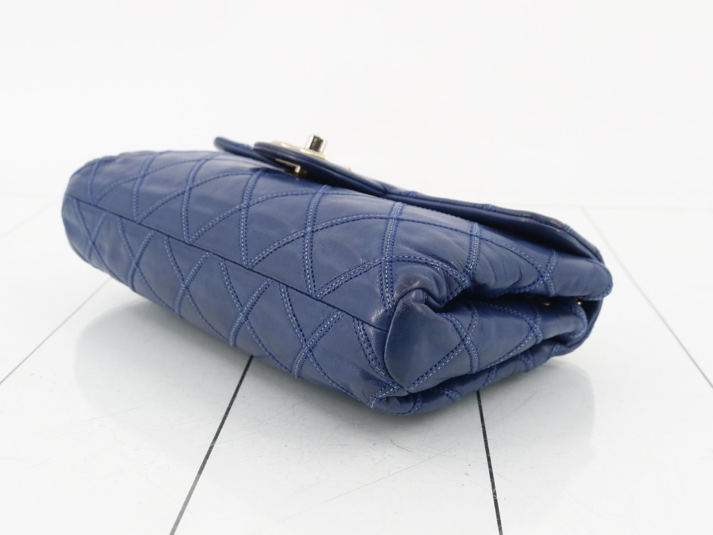 Icon Series (Bags) - Chain Shoulder Bag — view 6