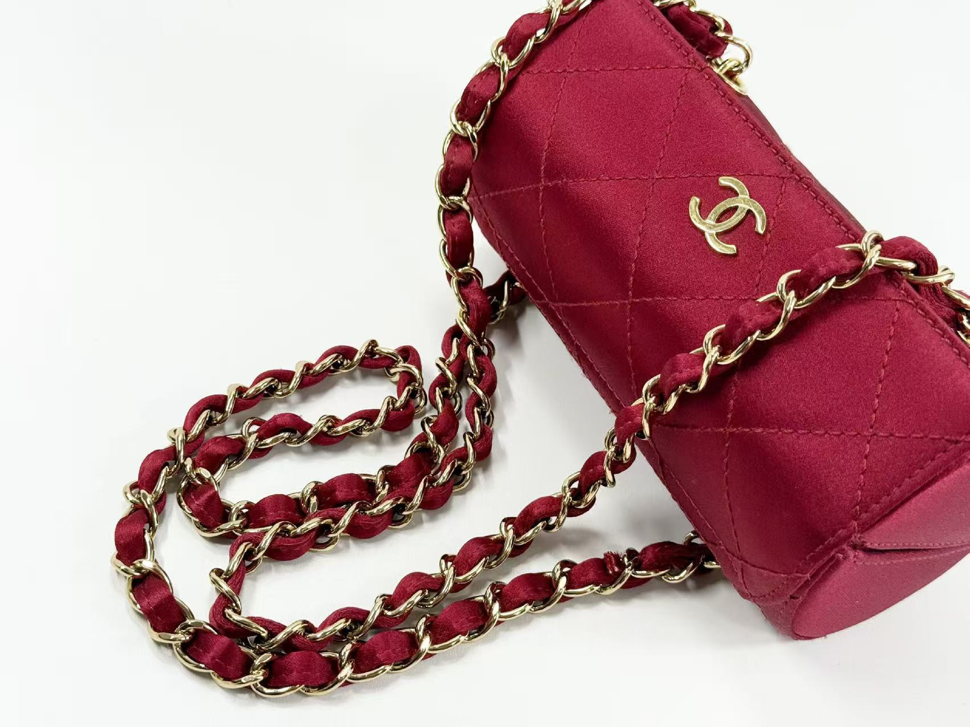Matelassé Barrel Bag, Satin, Wine Red, Vintage, W16/H8/D8cm (approx.), Serial Number 9-series, [Box, Dust Bag, and Seal Included], Gold Hardware, Shoulder Bag, 9318971 — view 9