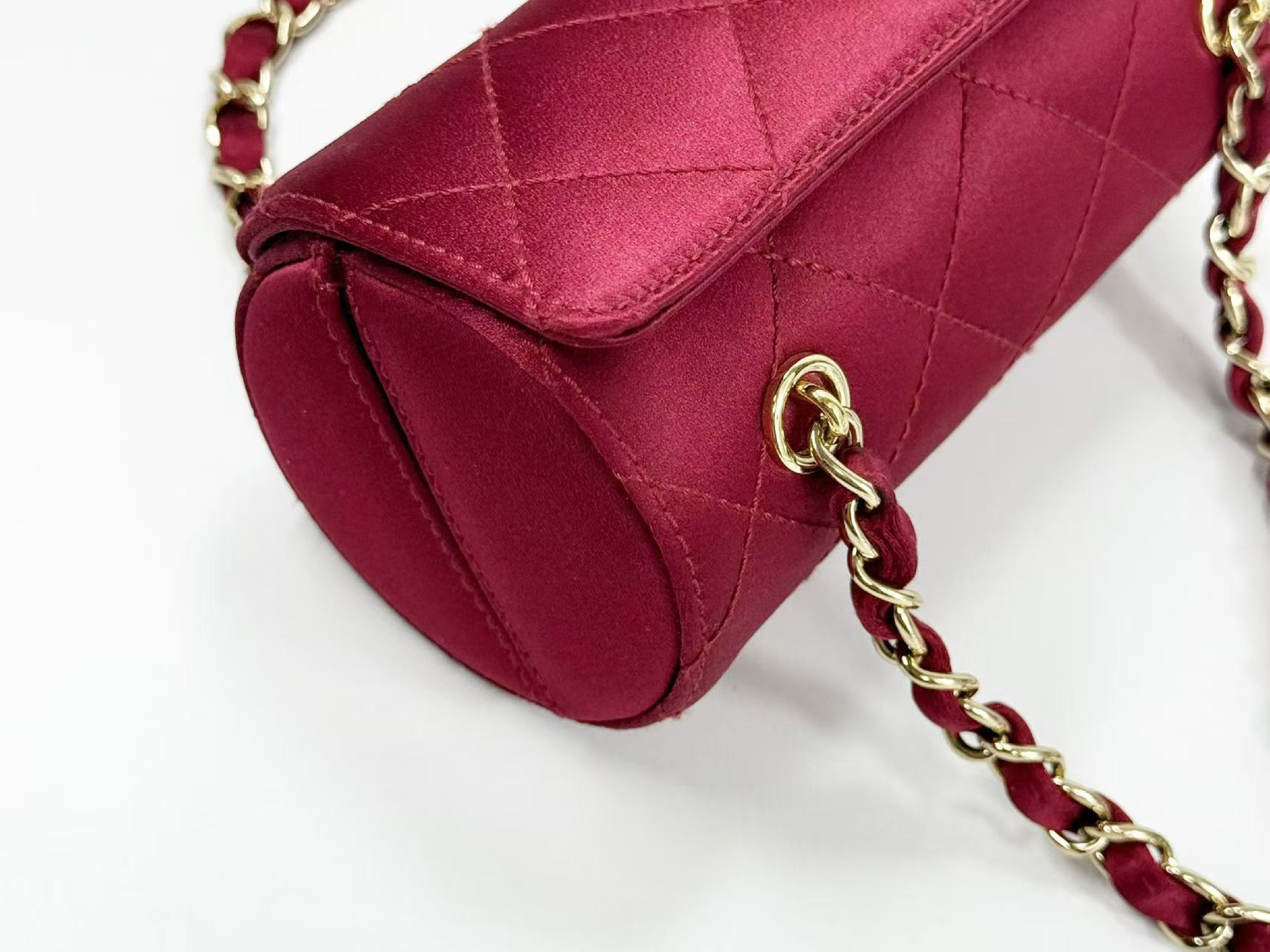 Matelassé Barrel Bag, Satin, Wine Red, Vintage, W16/H8/D8cm (approx.), Serial Number 9-series, [Box, Dust Bag, and Seal Included], Gold Hardware, Shoulder Bag, 9318971 — view 10