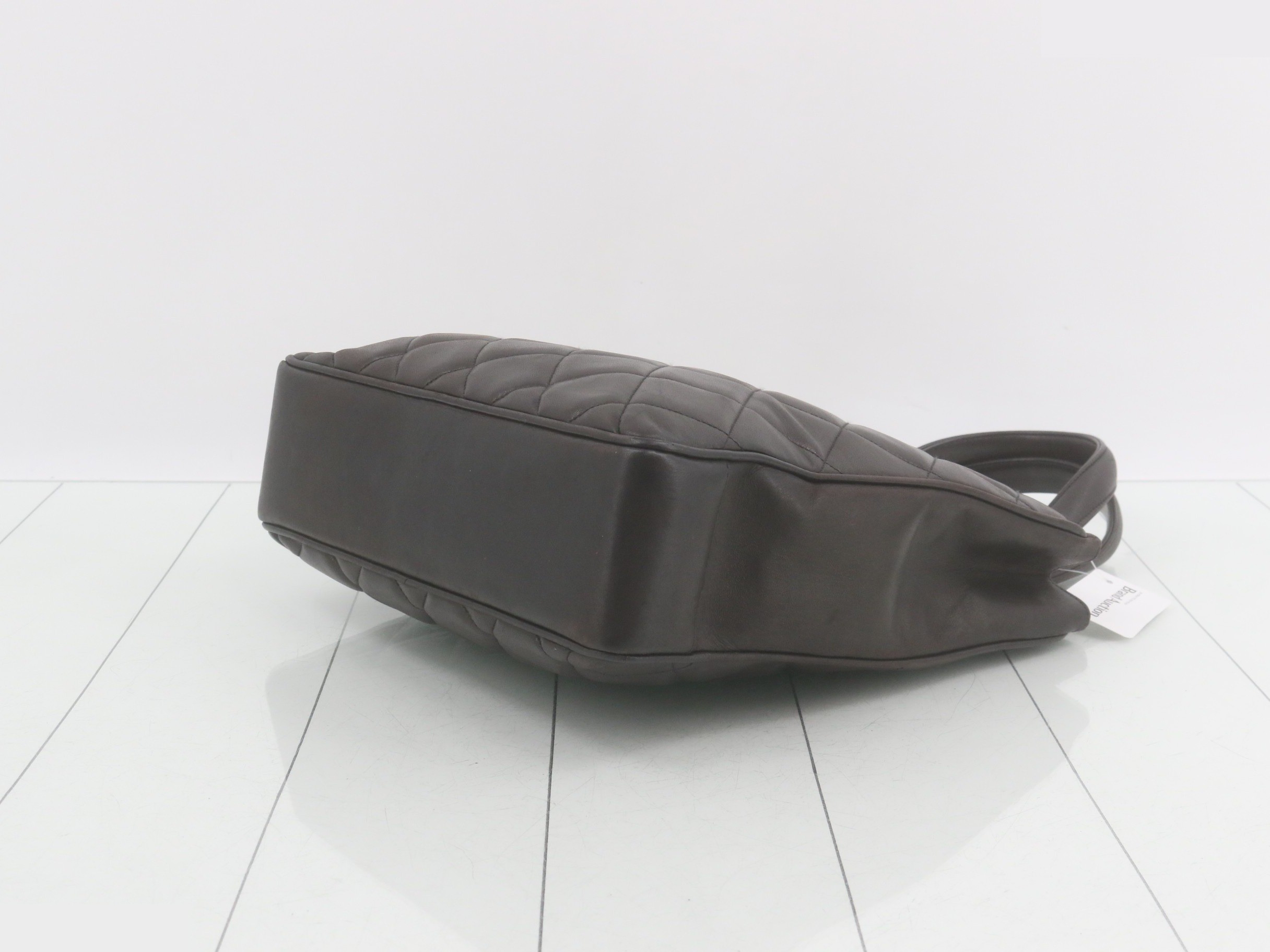Matelassé (Bag) - Tote Bag, Lambskin, Turnlock, Black — view 6
