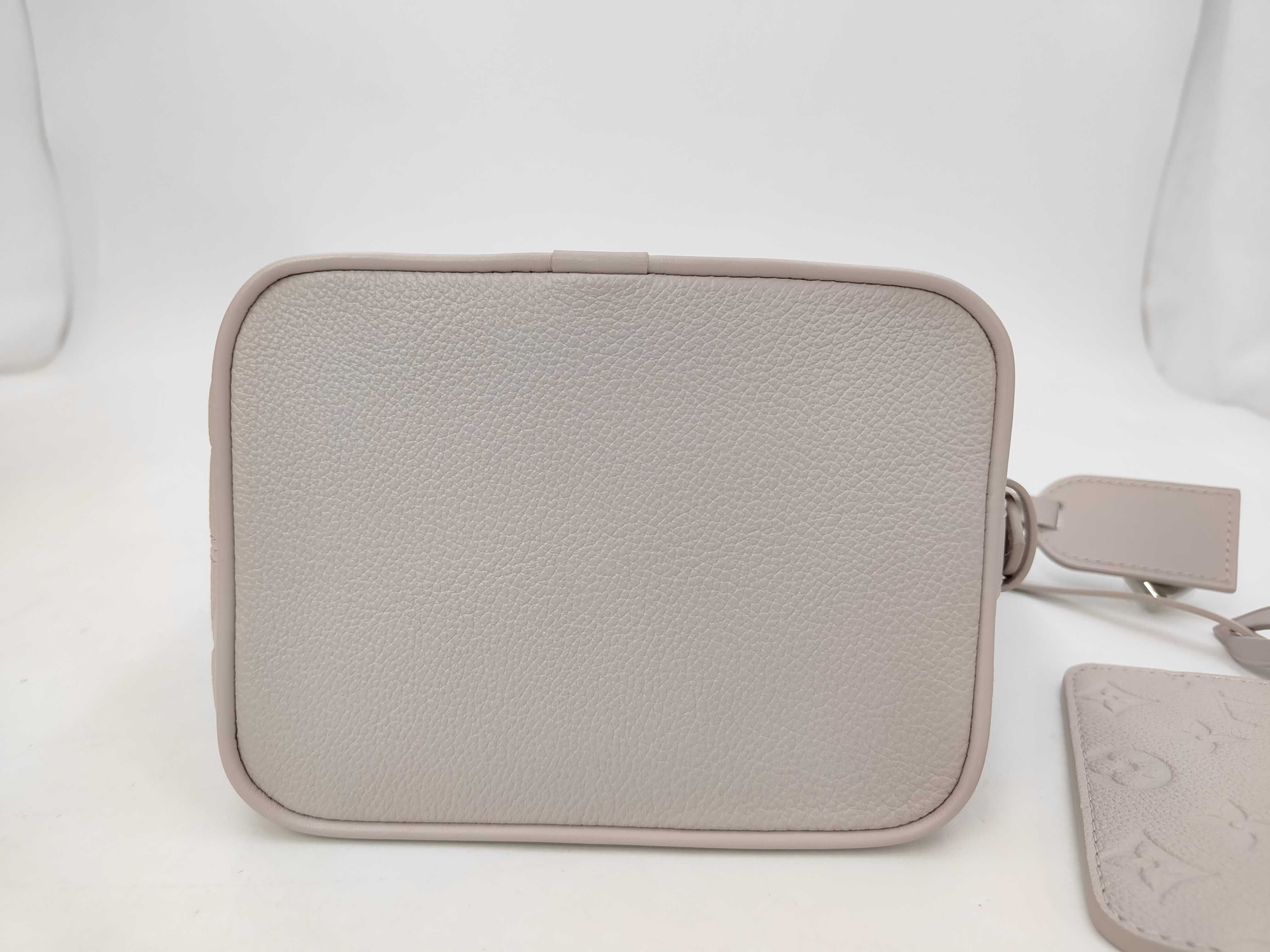 Monogram Empreinte All-in BB Bloom Grey Empreinte Leather Shoulder Bag — view 4