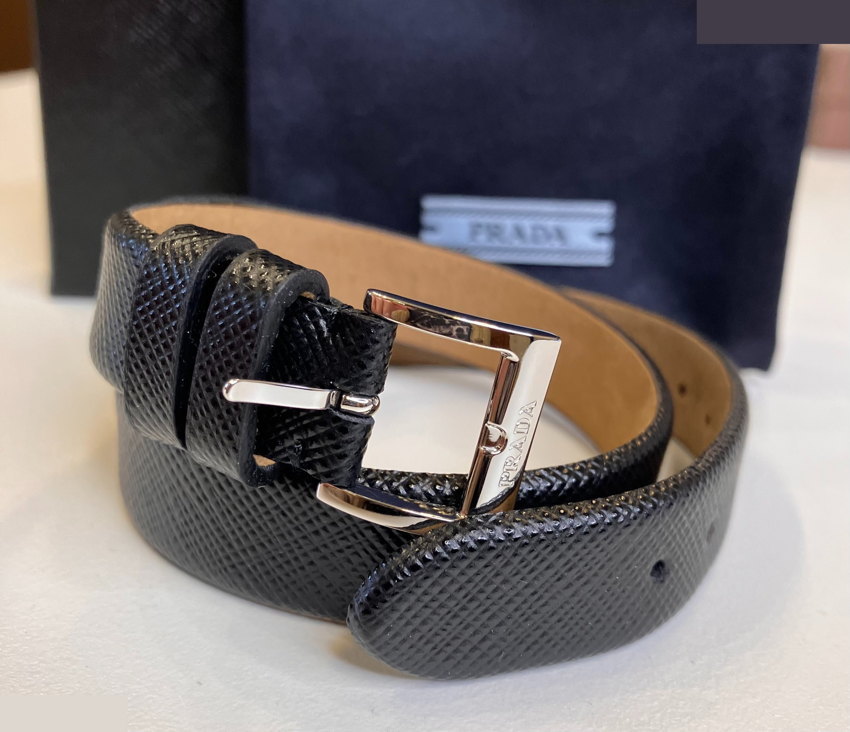 Other lines: Small items, accessories, bracelets, bangles (leather, fabric). — view 2