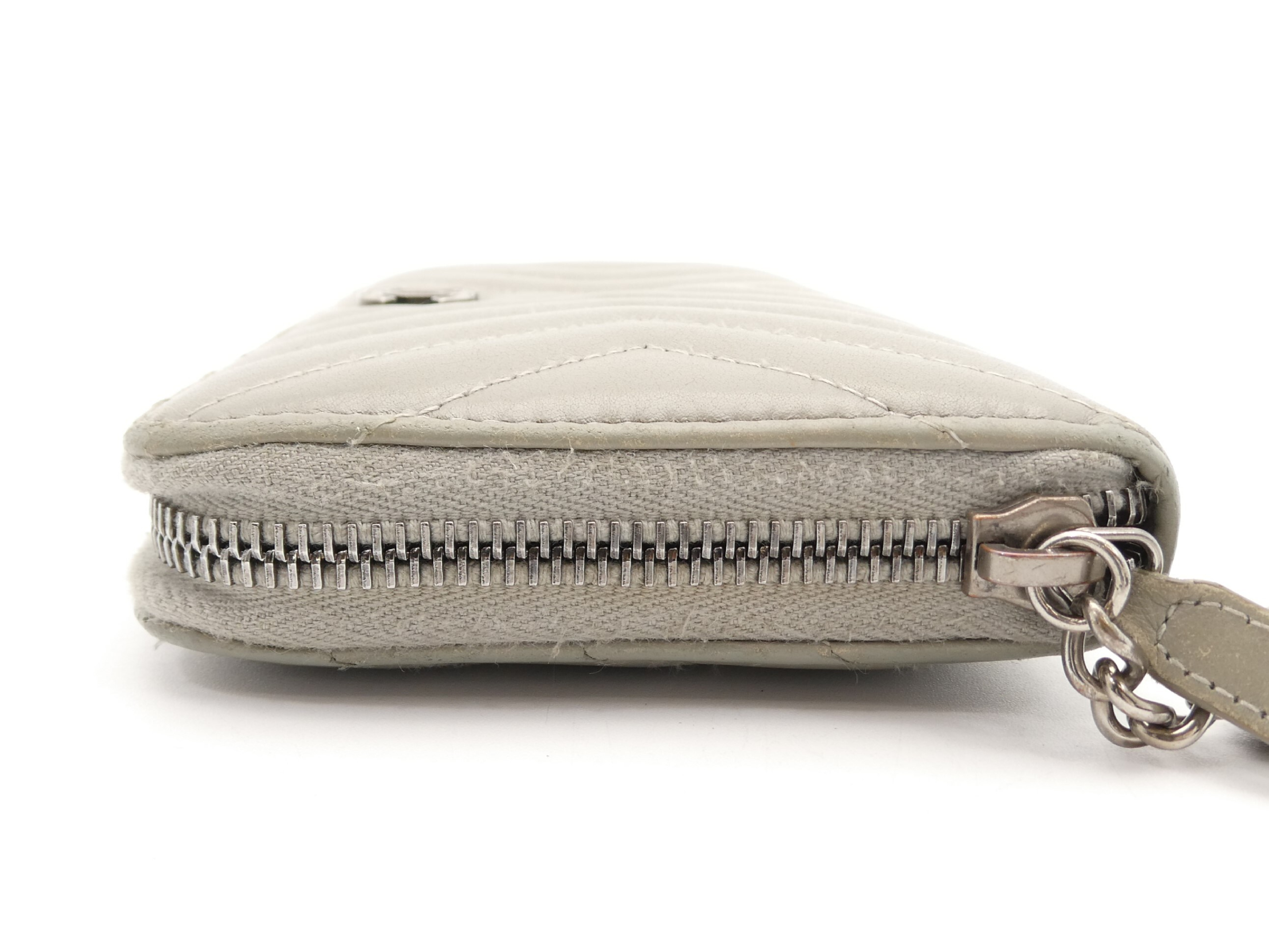 Chevron Coco Mark Round Zip Wallet — view 3